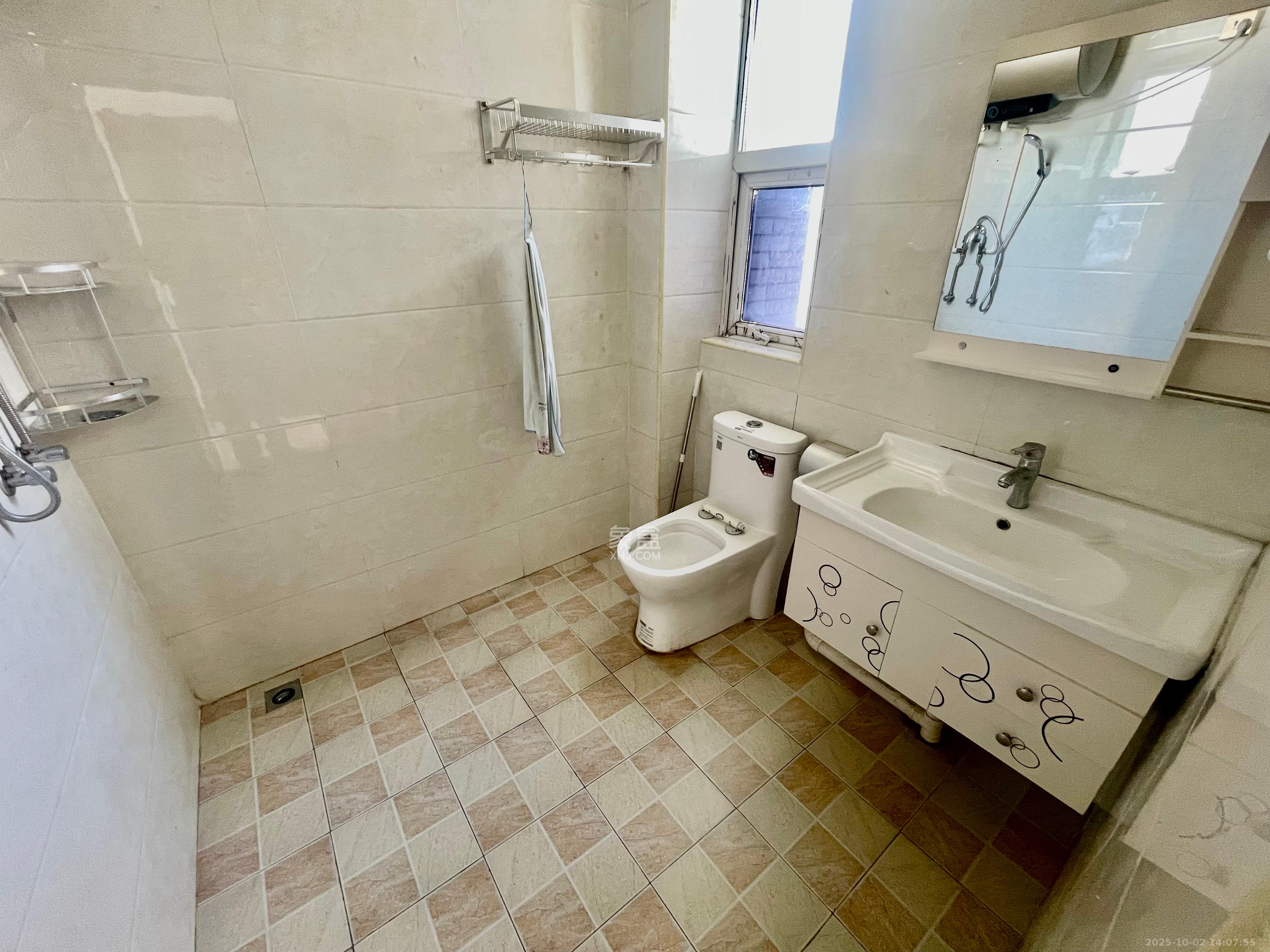 麓阳和景雅苑  6室2厅3卫    4800.0元/月室内图