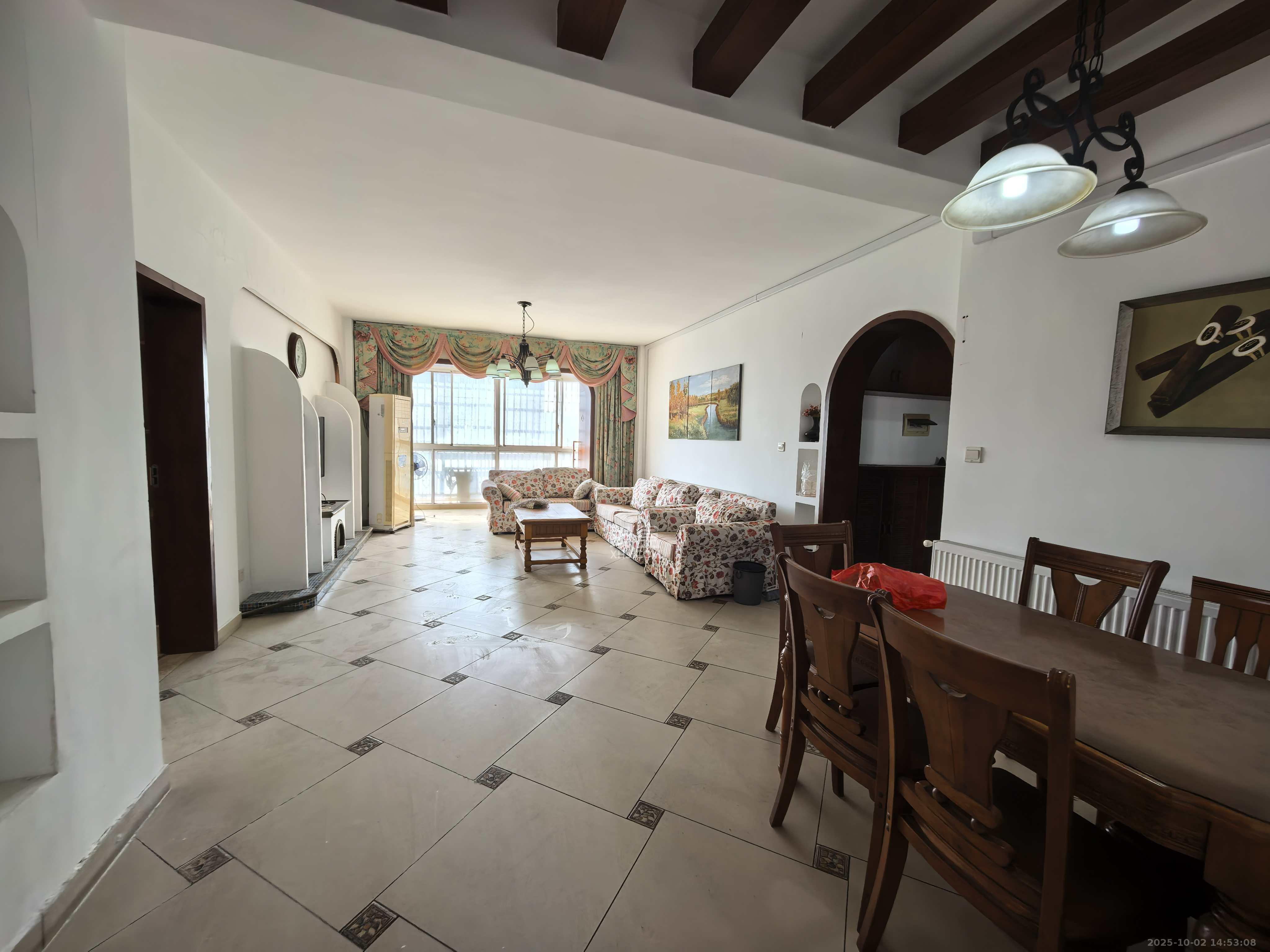 城市山水豪园（山水城市风景）  3室2厅1卫    2700.0元/月室内图