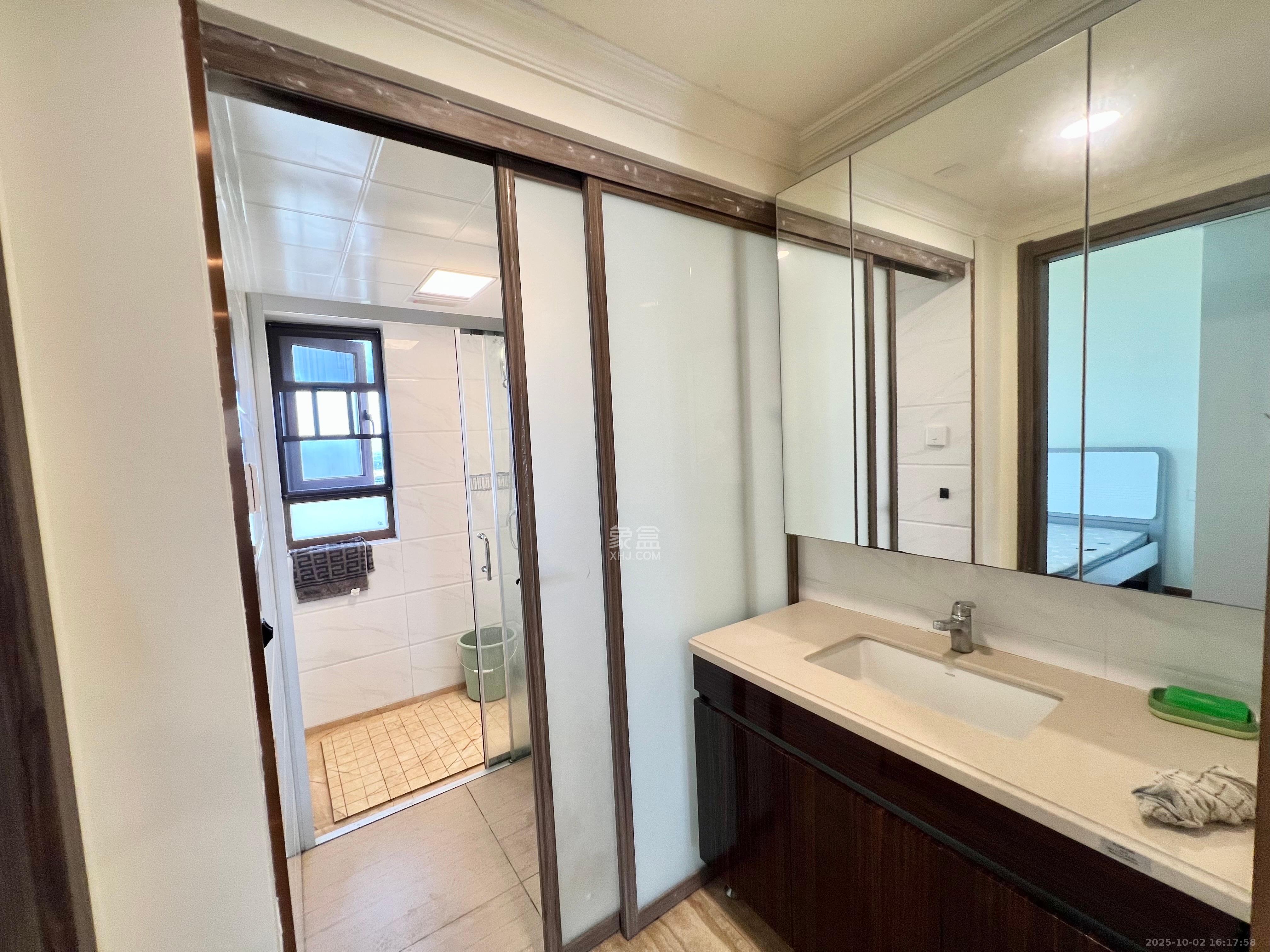 碧桂园翘楚棠 3室2厅2卫 3000.0元/月 碧桂园翘楚棠 3室2厅2卫 3000.0元/月室内图