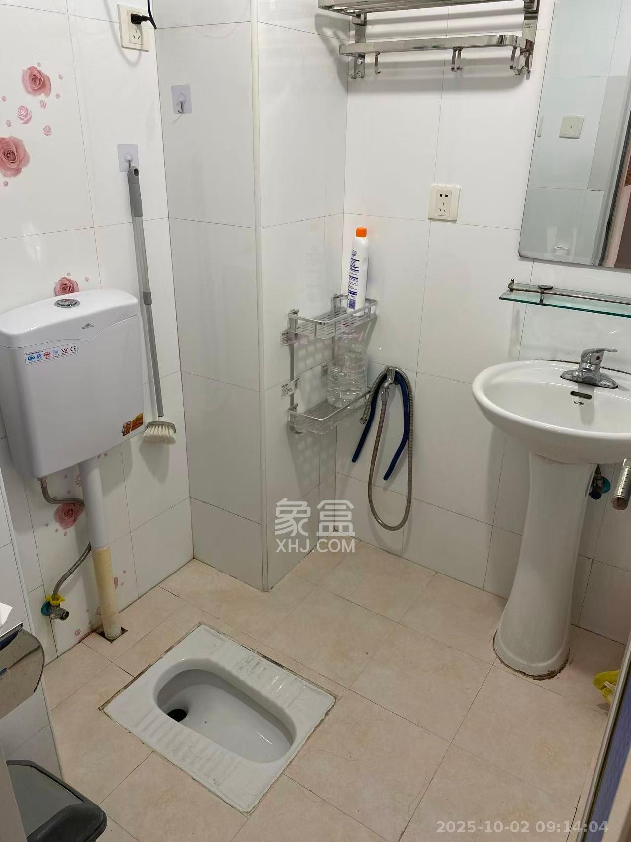 万象新天 1室1厅1卫 2000.0元/月 万象新天 1室1厅1卫 2000.0元/月室内图