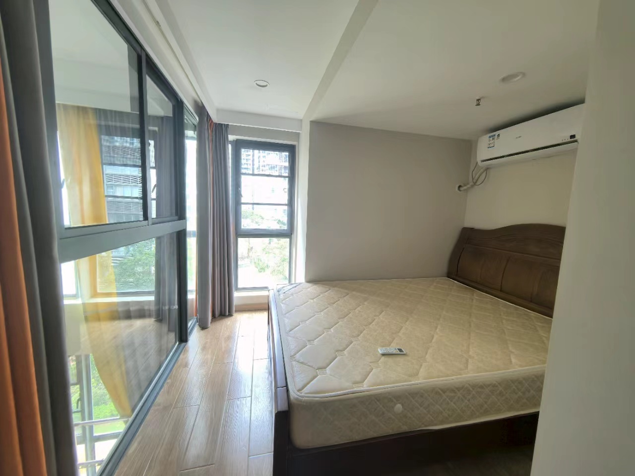 大华锦绣海岸二期 2室2厅2卫 2300.0元/月 大华锦绣海岸二期 2室2厅2卫 2300.0元/月室内图