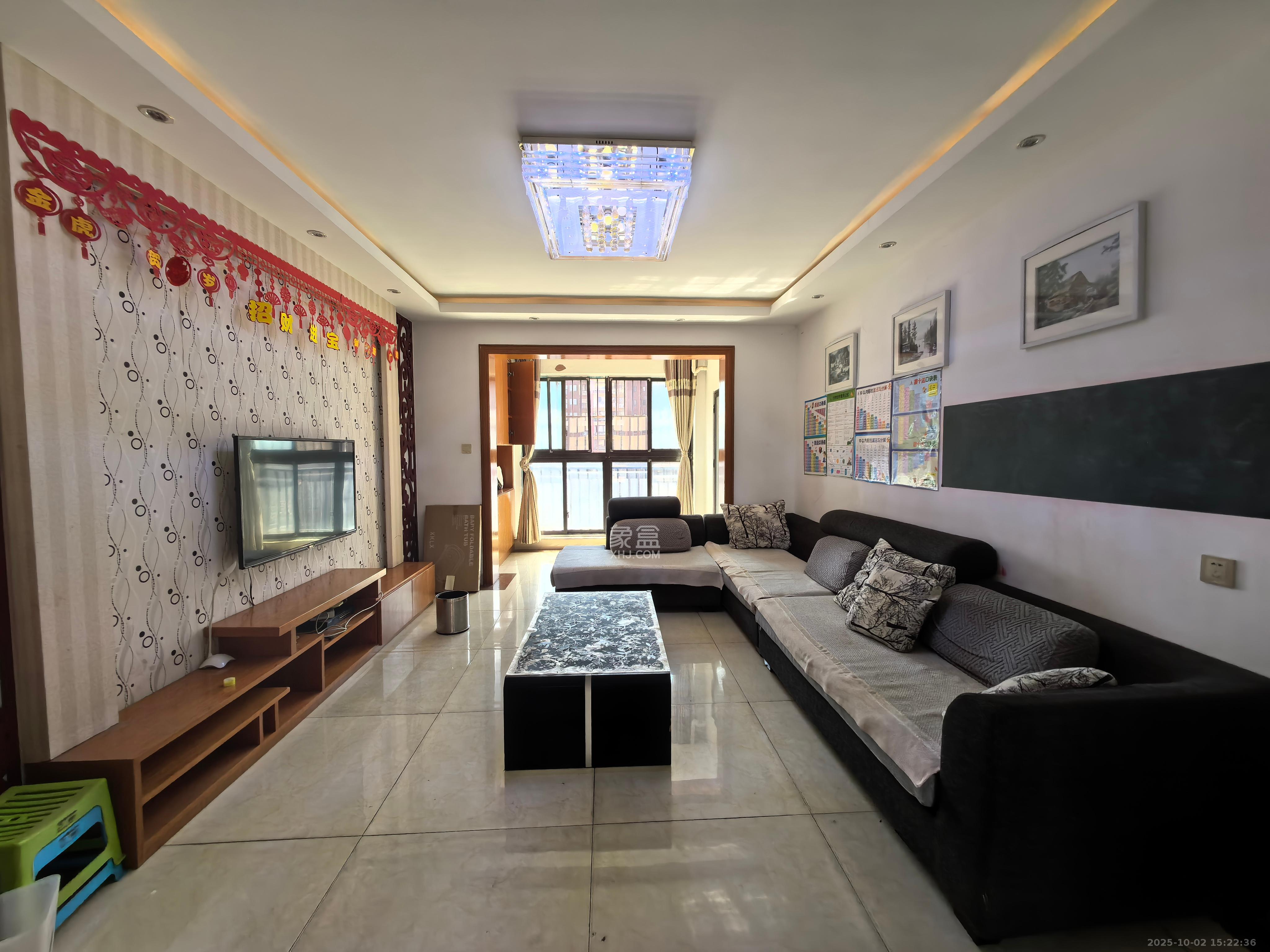 新城国际花都 3室2厅2卫 1800.0元/月 新城国际花都 3室2厅2卫 1800.0元/月室内图