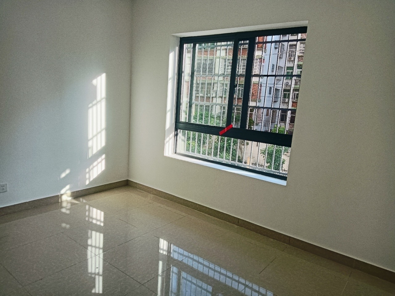 龙昆雅苑(中交·龙昆雅苑)  2室2厅1卫    98.0万 龙昆雅苑(中交·龙昆雅苑)  2室2厅1卫    98.0万客厅