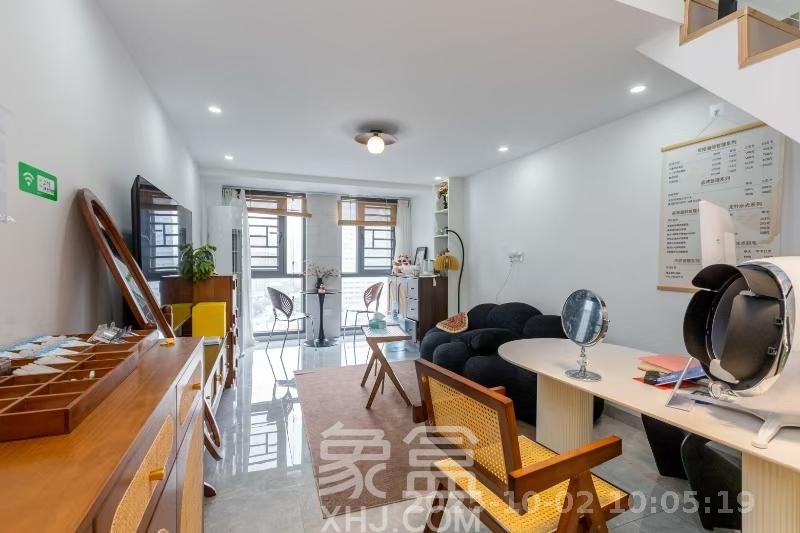 中交广场公寓  2室1厅1卫    2500.0元/月室内图