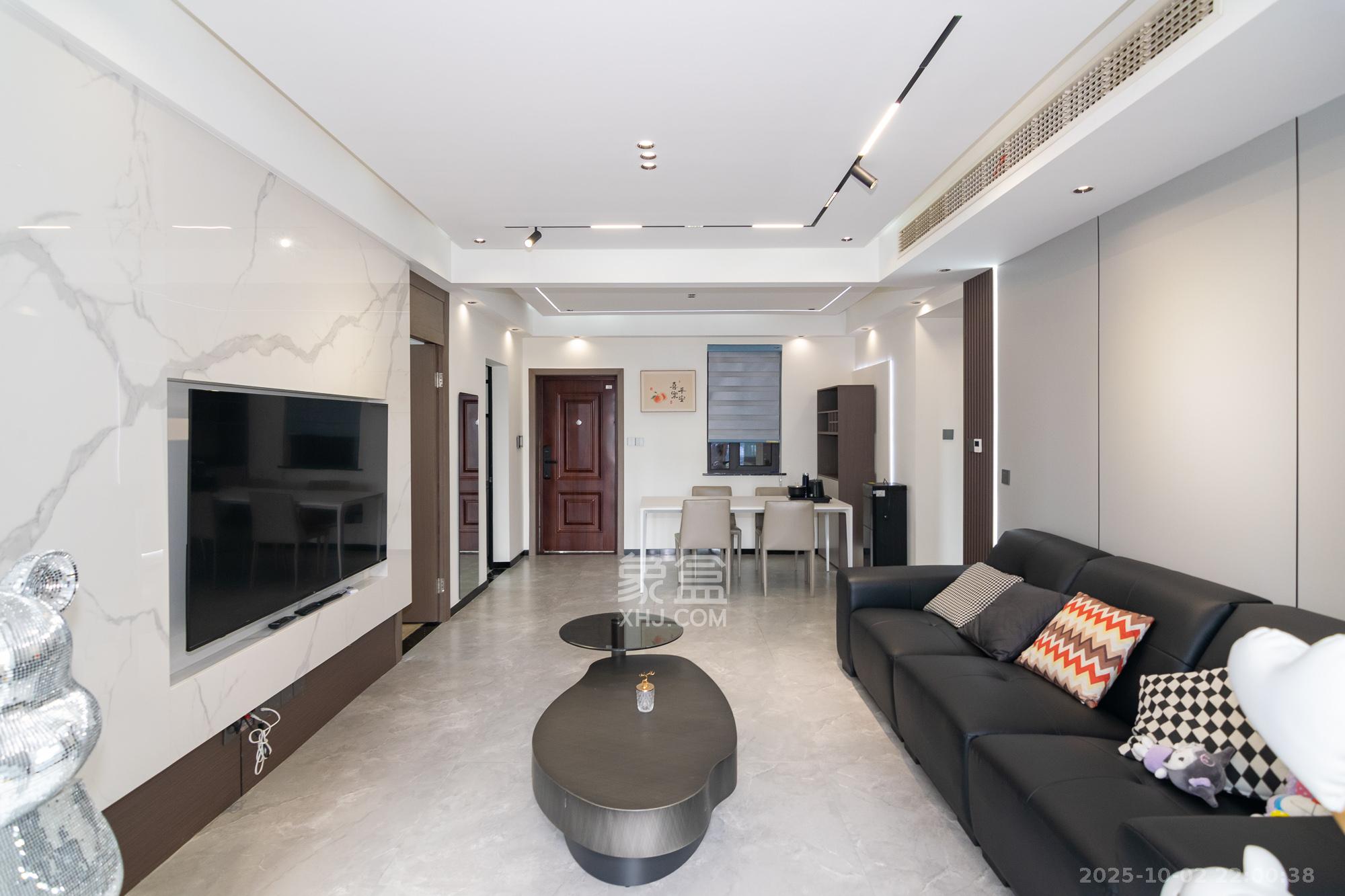 澳海望洲府 4室2厅2卫 69.8万 澳海望洲府 4室2厅2卫 69.8万客厅