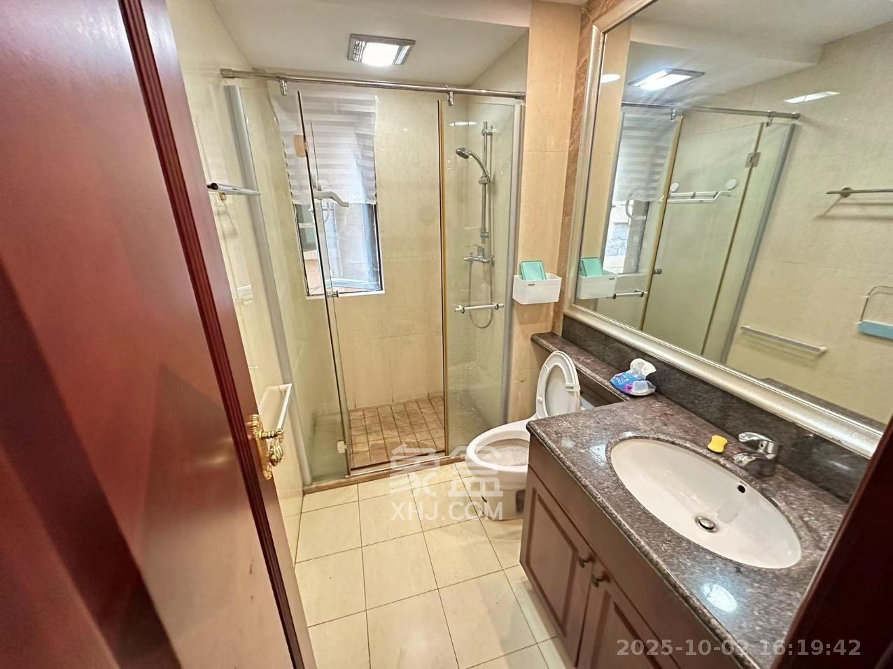 恒大翡翠华庭 2室2厅1卫 1900.0元/月 恒大翡翠华庭 2室2厅1卫 1900.0元/月室内图