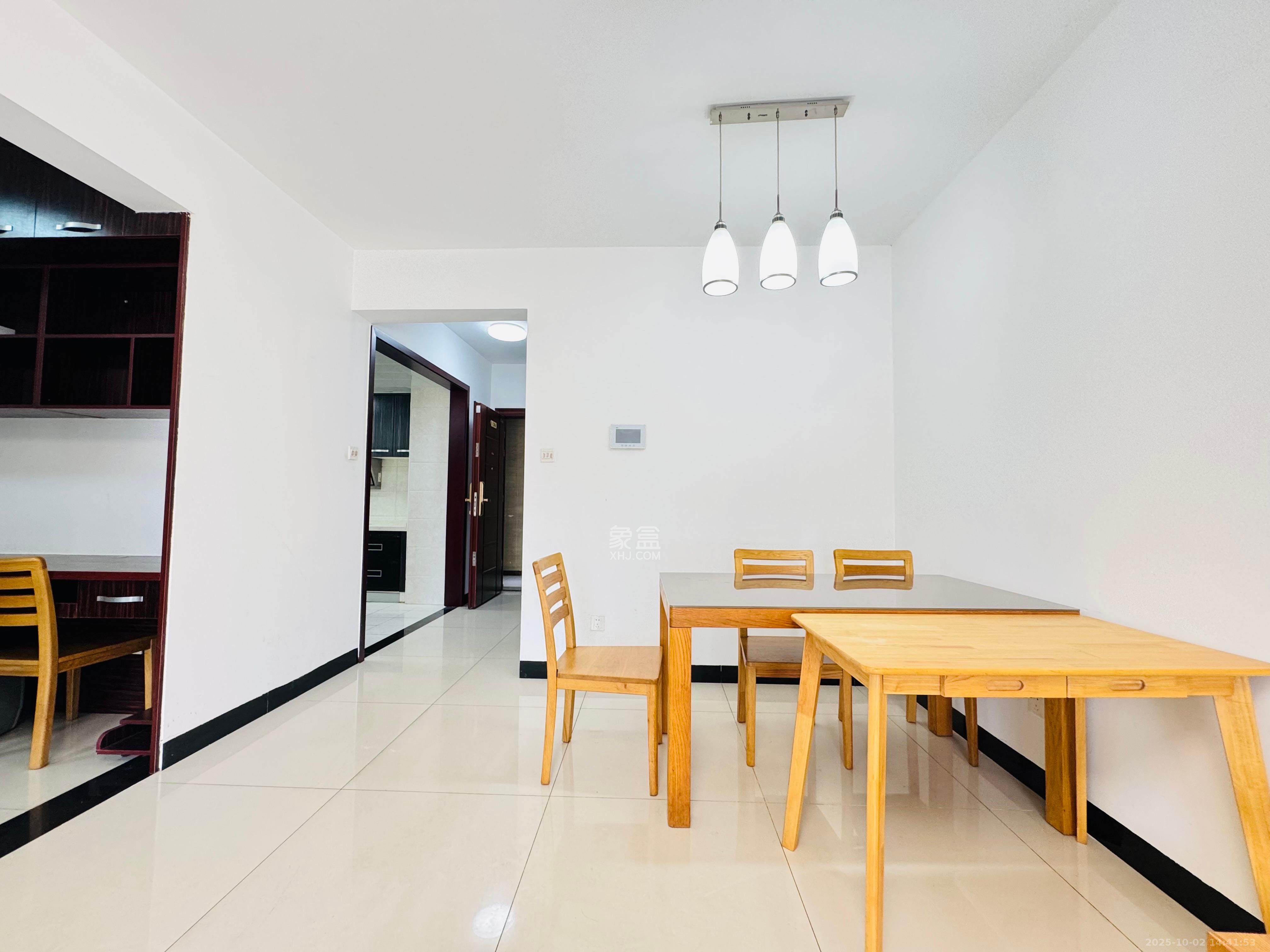 中海梅溪湖壹号 3室2厅1卫 2480.0元/月 中海梅溪湖壹号 3室2厅1卫 2480.0元/月室内图