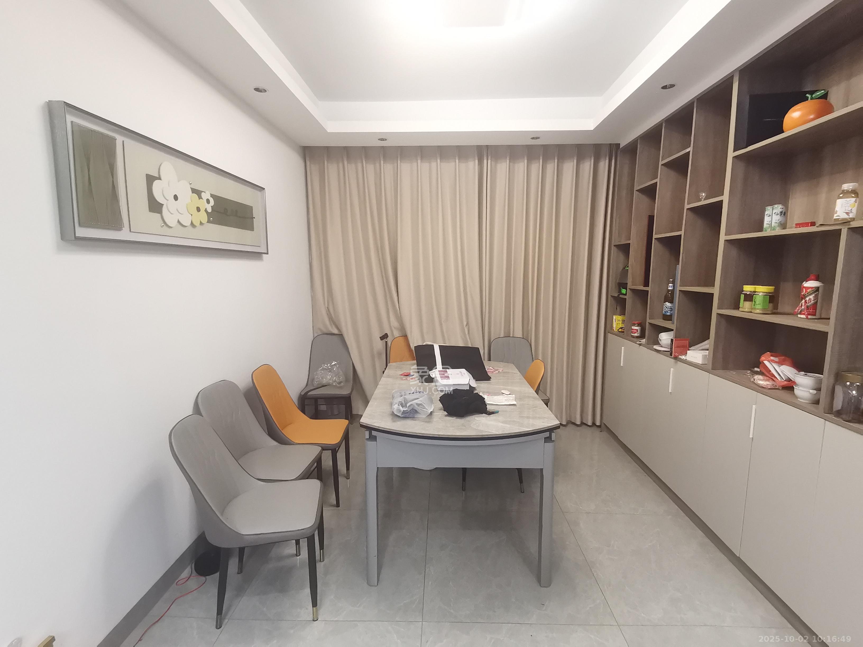 中建嘉和城 4室2厅2卫 3200.0元/月 中建嘉和城 4室2厅2卫 3200.0元/月室内图