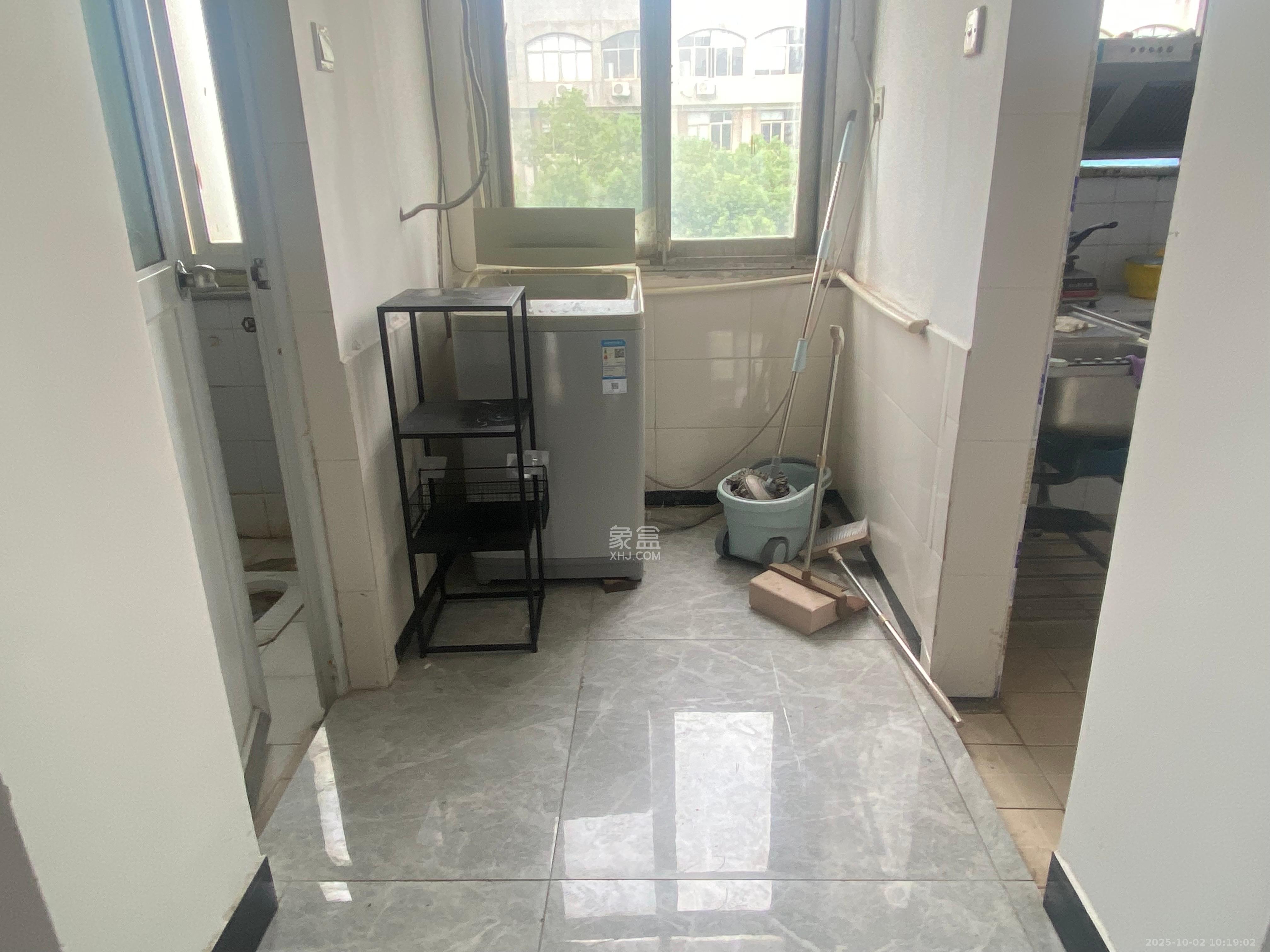 省交通科学研究院 2室1厅1卫 1600.0元/月 省交通科学研究院 2室1厅1卫 1600.0元/月室内图