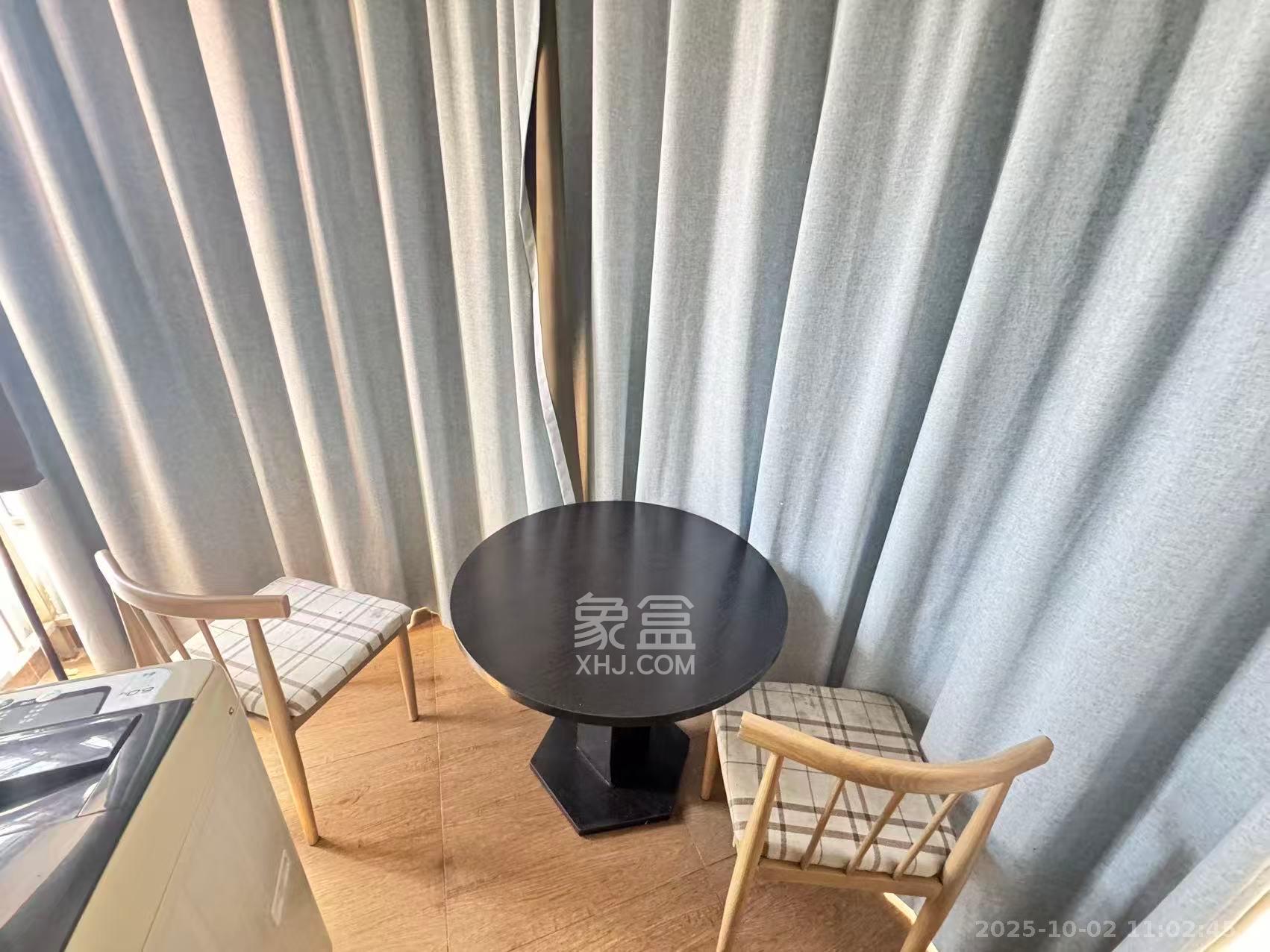 汀兰雅苑 1室1厅1卫 1600.0元/月 汀兰雅苑 1室1厅1卫 1600.0元/月室内图