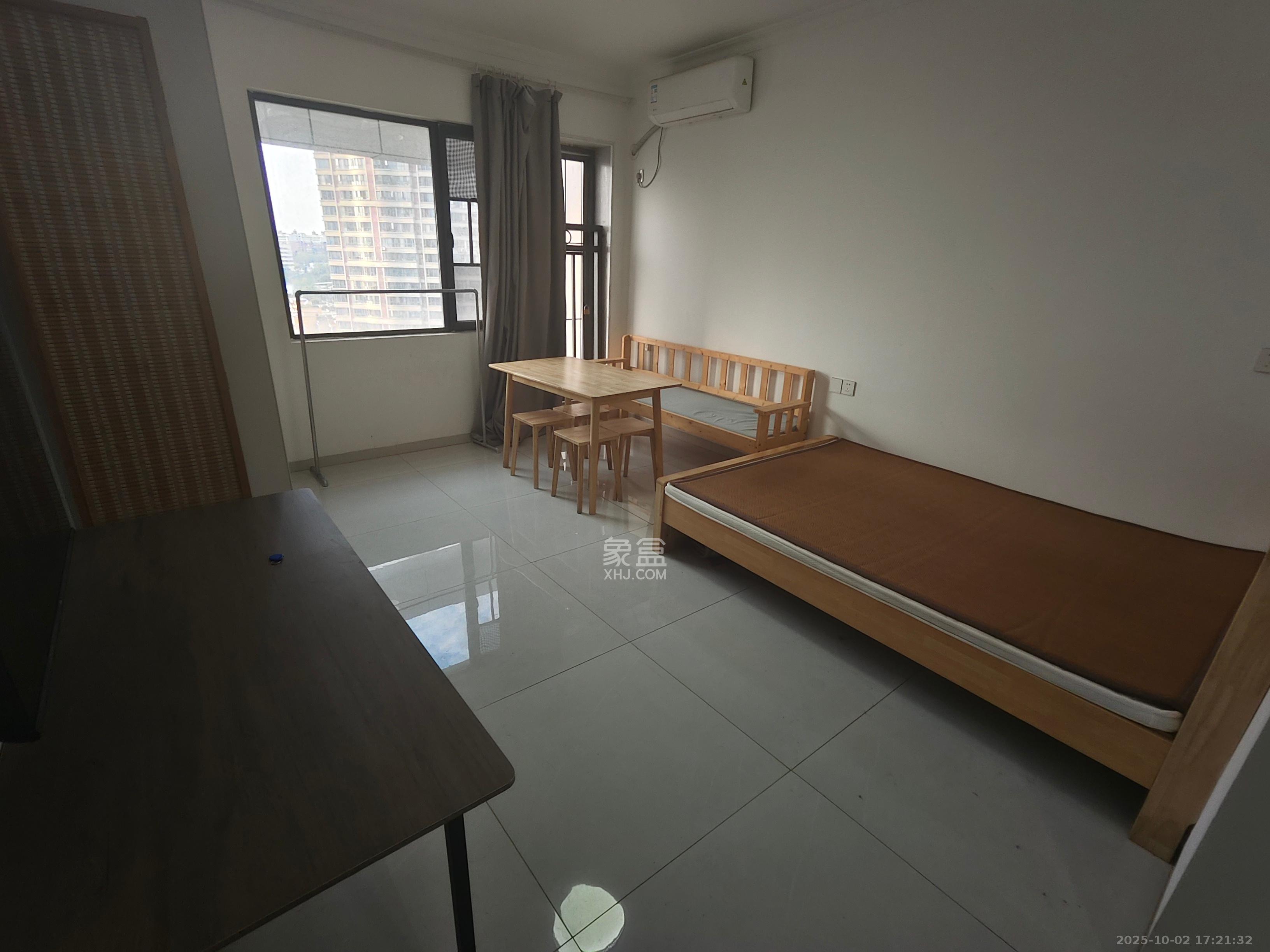 青年才郡(盈安大厦) 1室1厅1卫 1600.0元/月 青年才郡(盈安大厦) 1室1厅1卫 1600.0元/月室内图