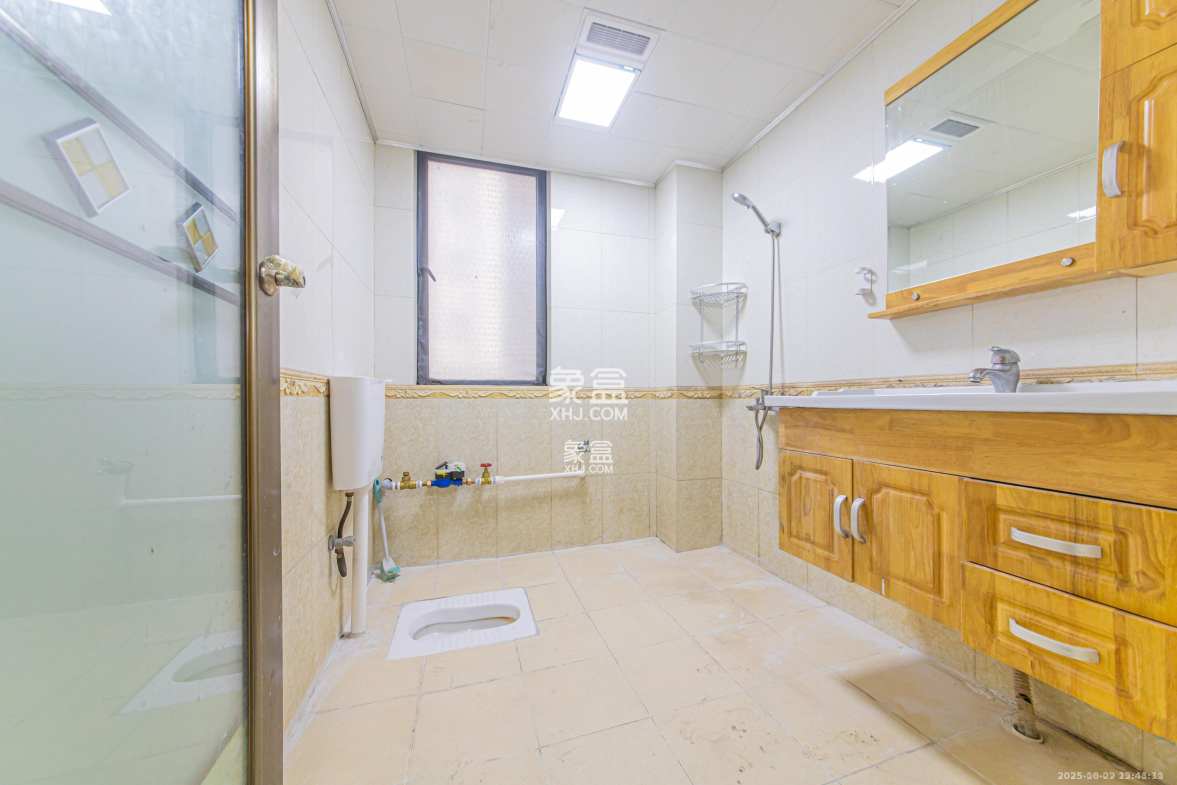 保利花园 2室2厅1卫 2200.0元/月 保利花园 2室2厅1卫 2200.0元/月室内图