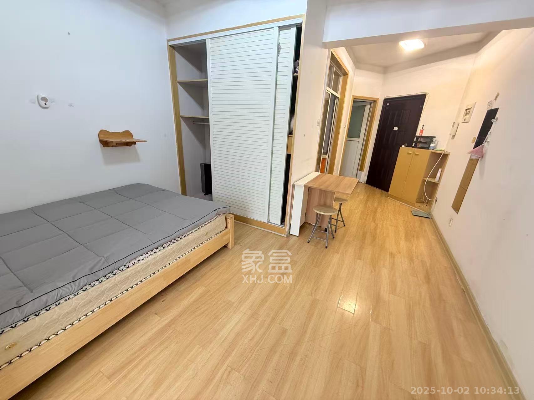 月湖兰庭  1室1厅1卫   1600.00元/月室内图