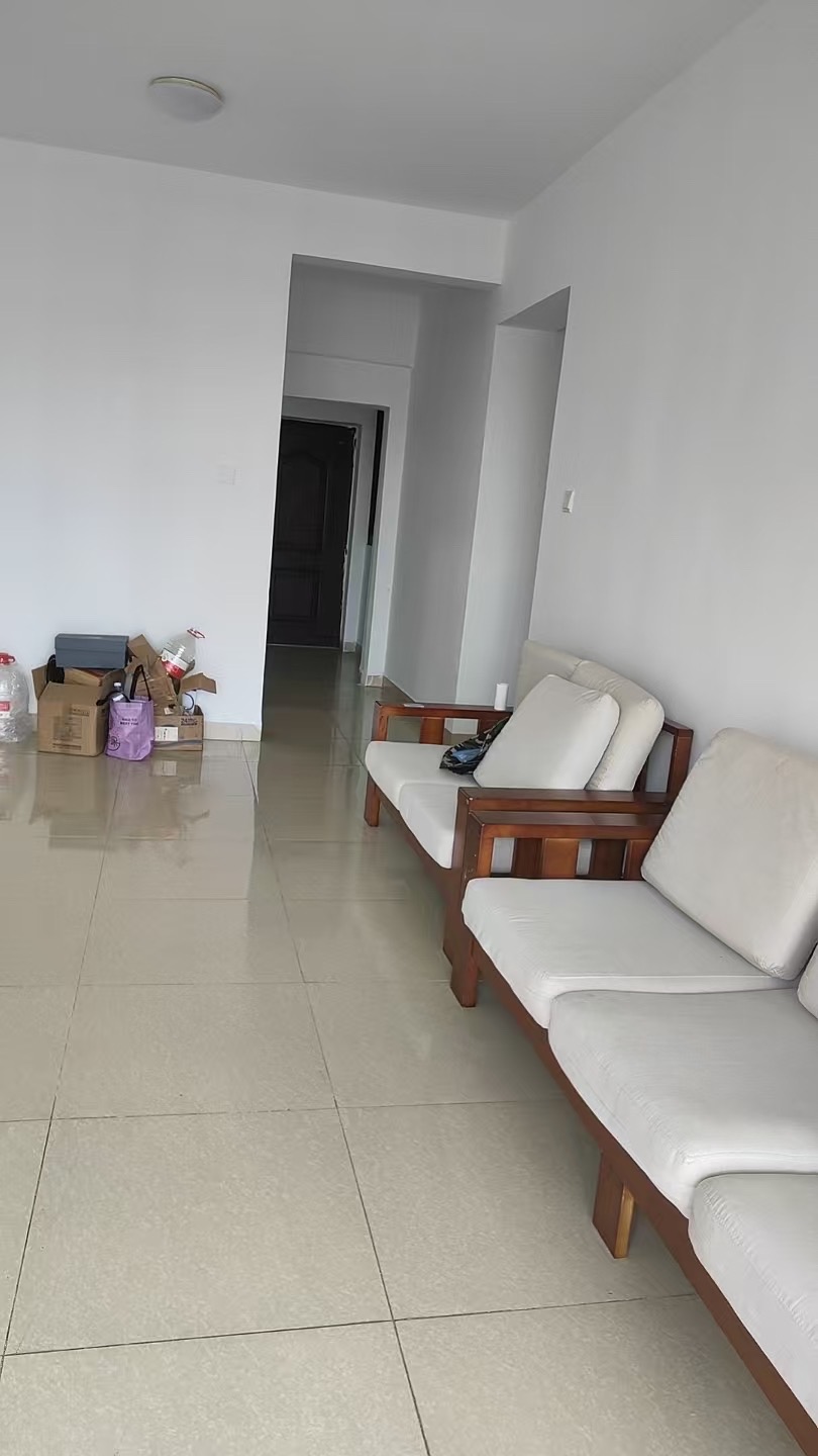 盛贤景都 3室2厅1卫 2600.0元/月 盛贤景都 3室2厅1卫 2600.0元/月室内图