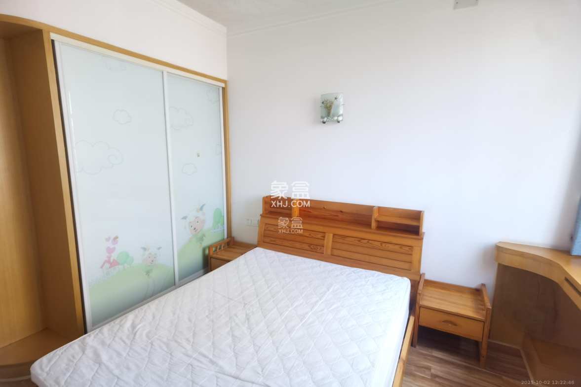 山水熙园 1室2厅2卫 2500.0元/月 山水熙园 1室2厅2卫 2500.0元/月室内图