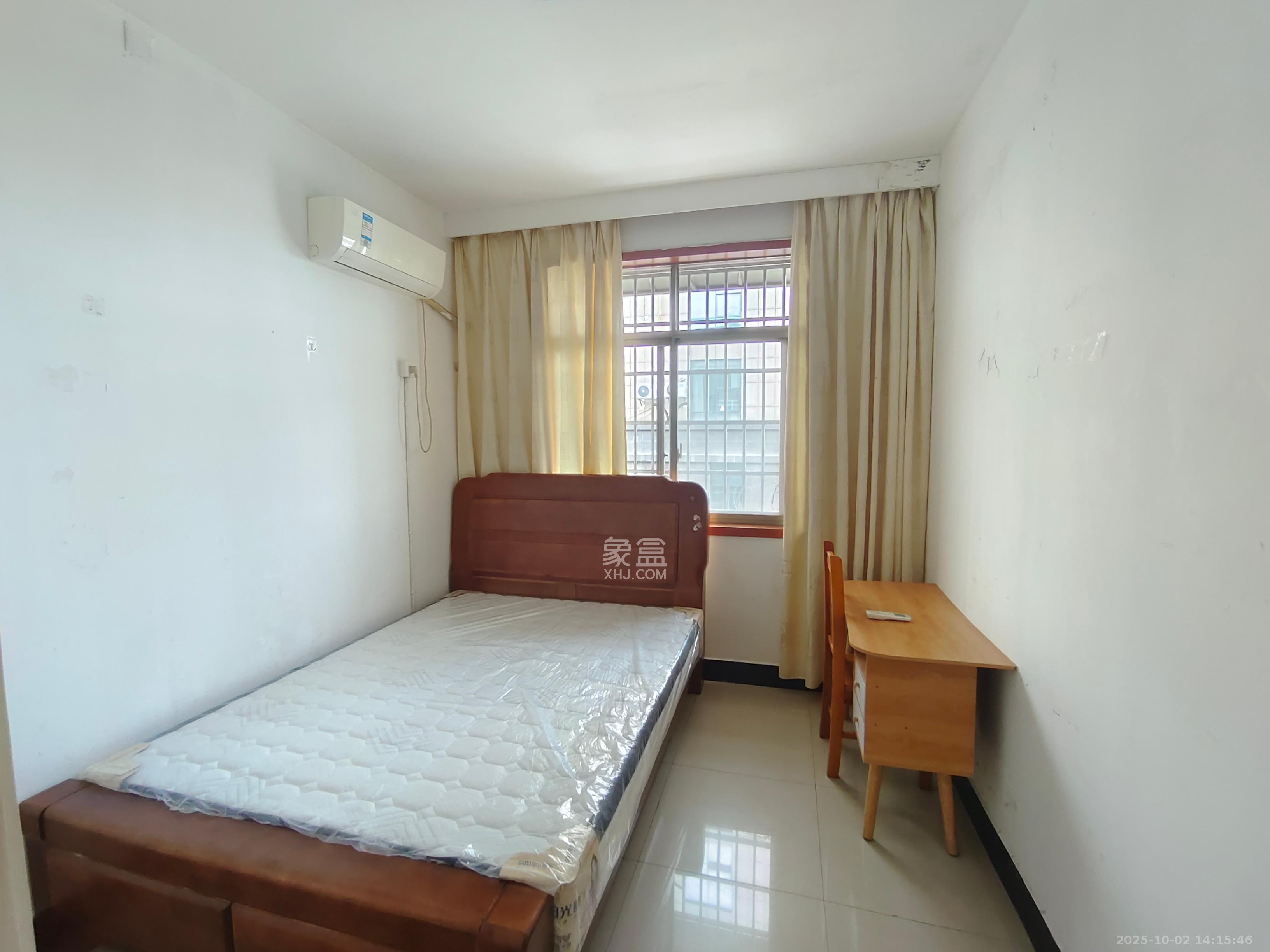 黄鹤小区3片 3室1厅1卫 1800.0元/月 黄鹤小区3片 3室1厅1卫 1800.0元/月室内图