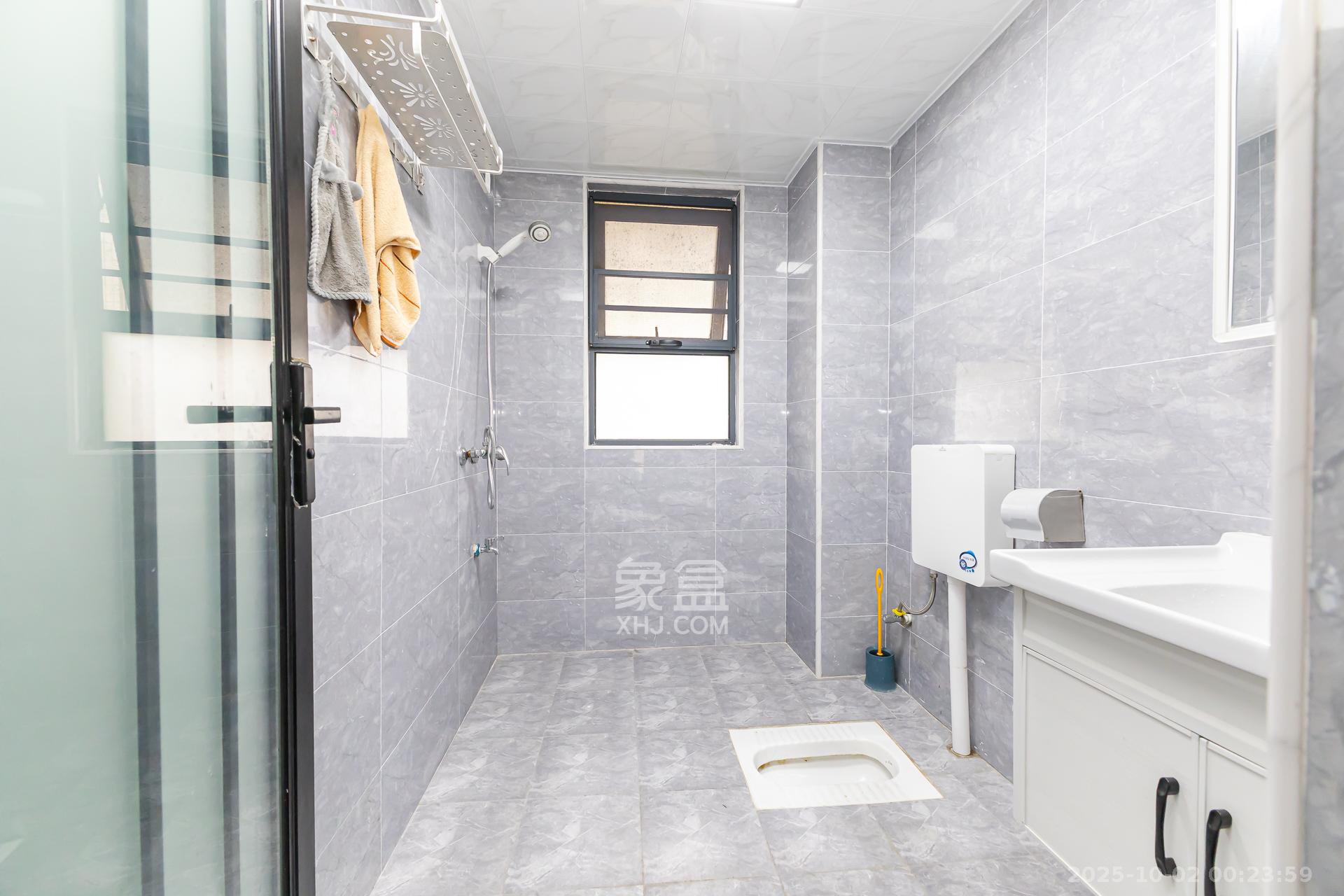 明发阅江悦府  3室2厅1卫    88.0万 明发阅江悦府  3室2厅1卫    88.0万卫生间