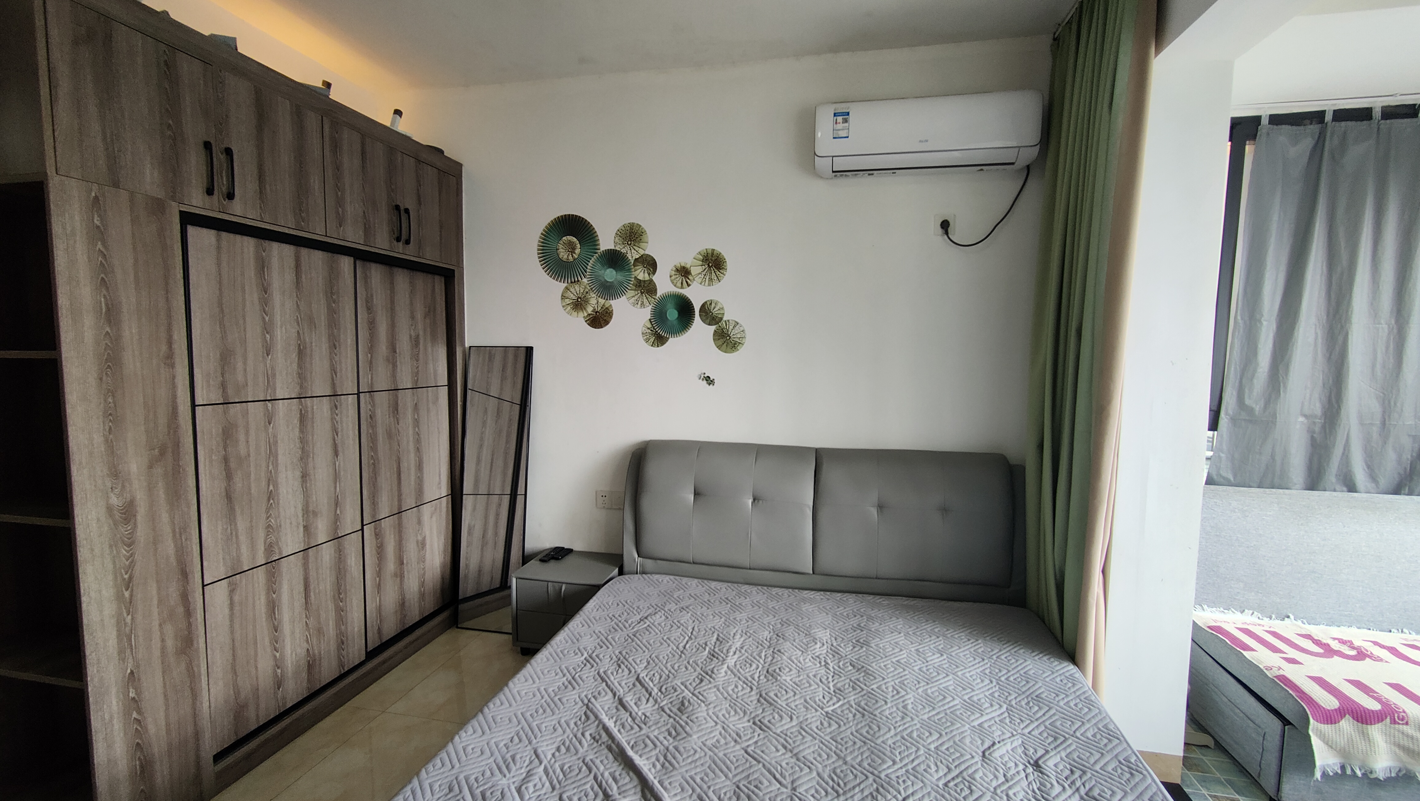 新城吾悦广场 1室0厅1卫 1600.0元/月 新城吾悦广场 1室0厅1卫 1600.0元/月室内图