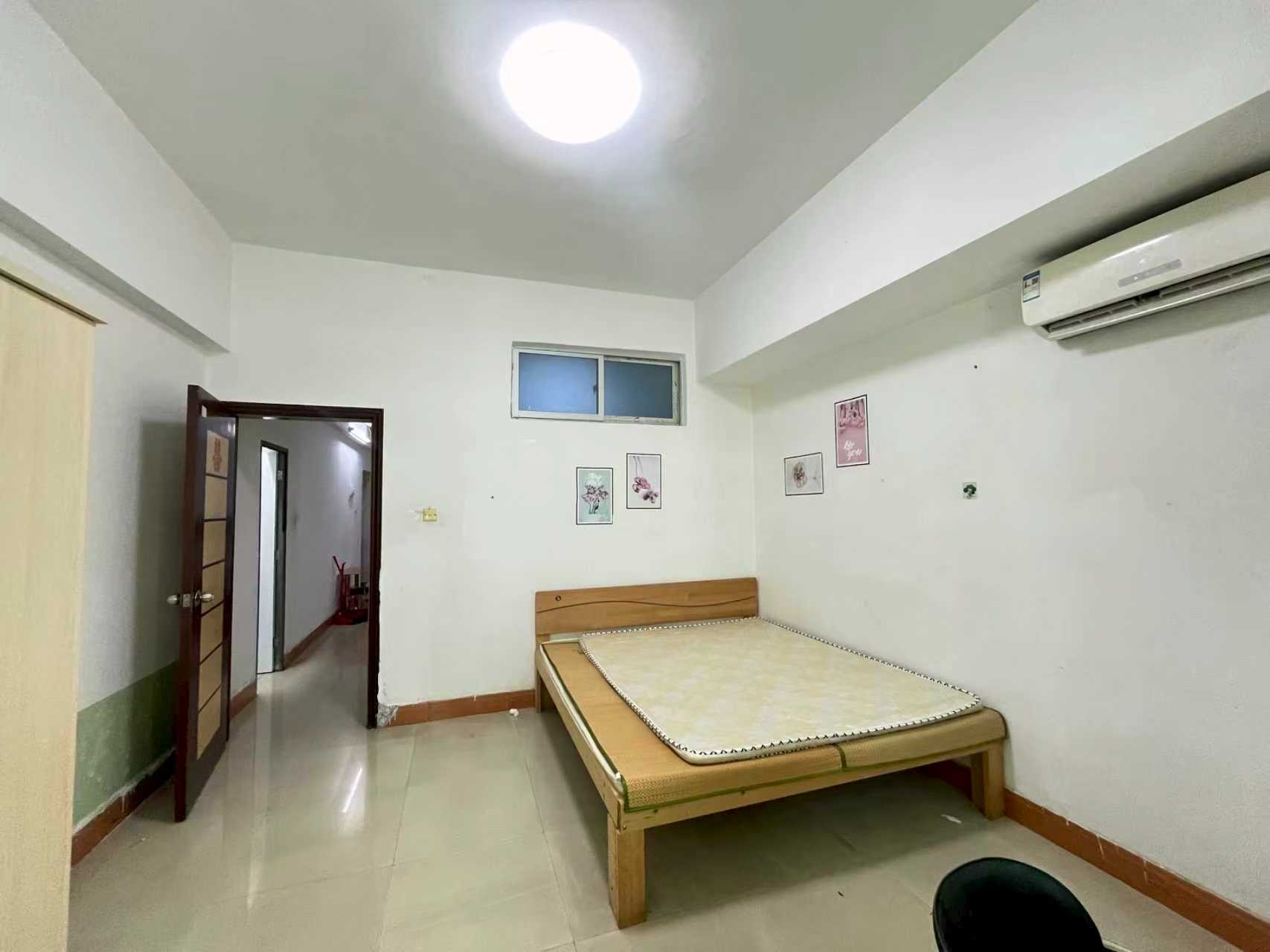 华贸大厦(华贸花苑) 2室2厅1卫 1800.0元/月 华贸大厦(华贸花苑) 2室2厅1卫 1800.0元/月室内图