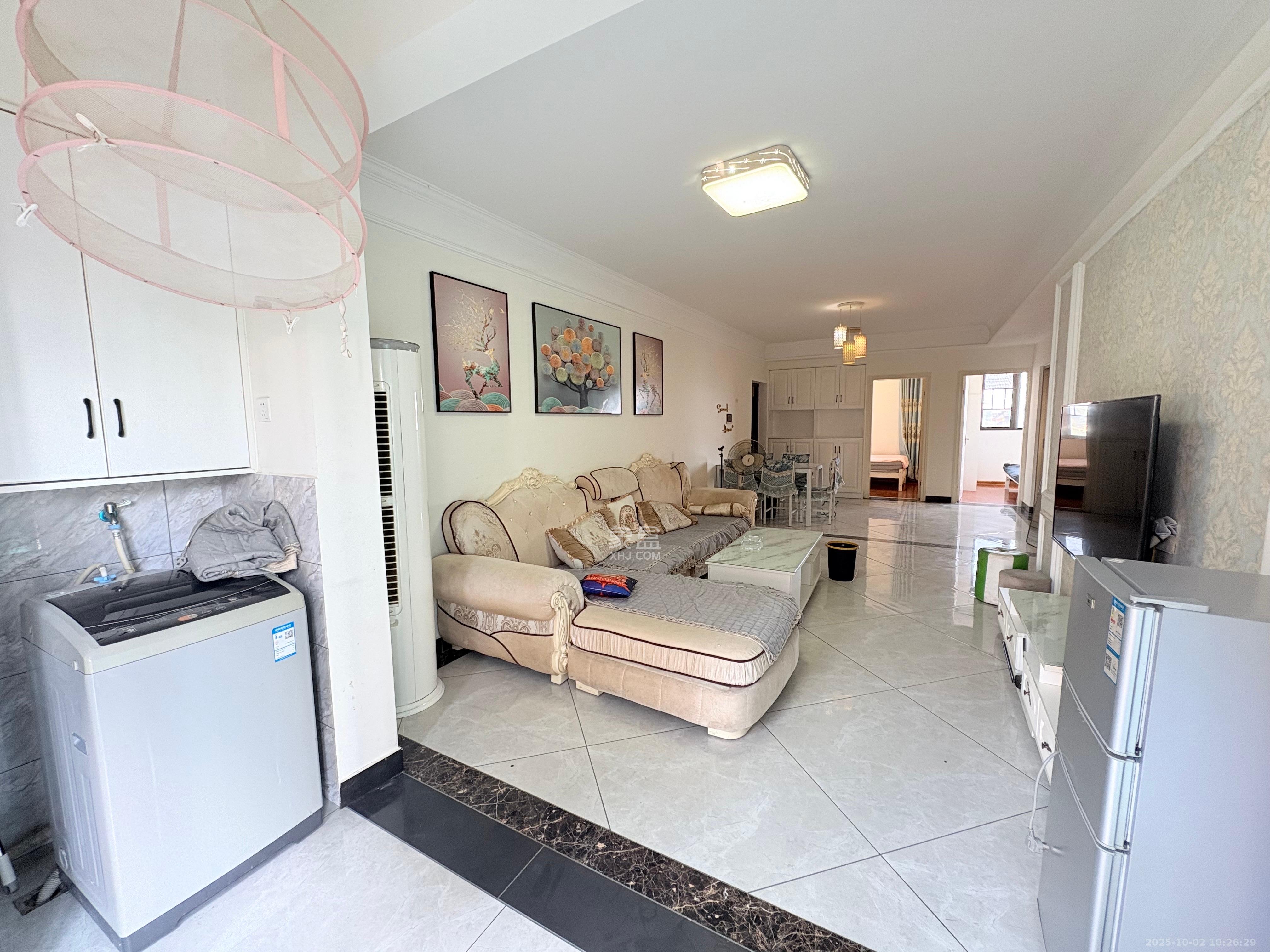 芙蓉万国城MOMA（卓越汇富苑）  4室2厅2卫    2680.0元/月室内图