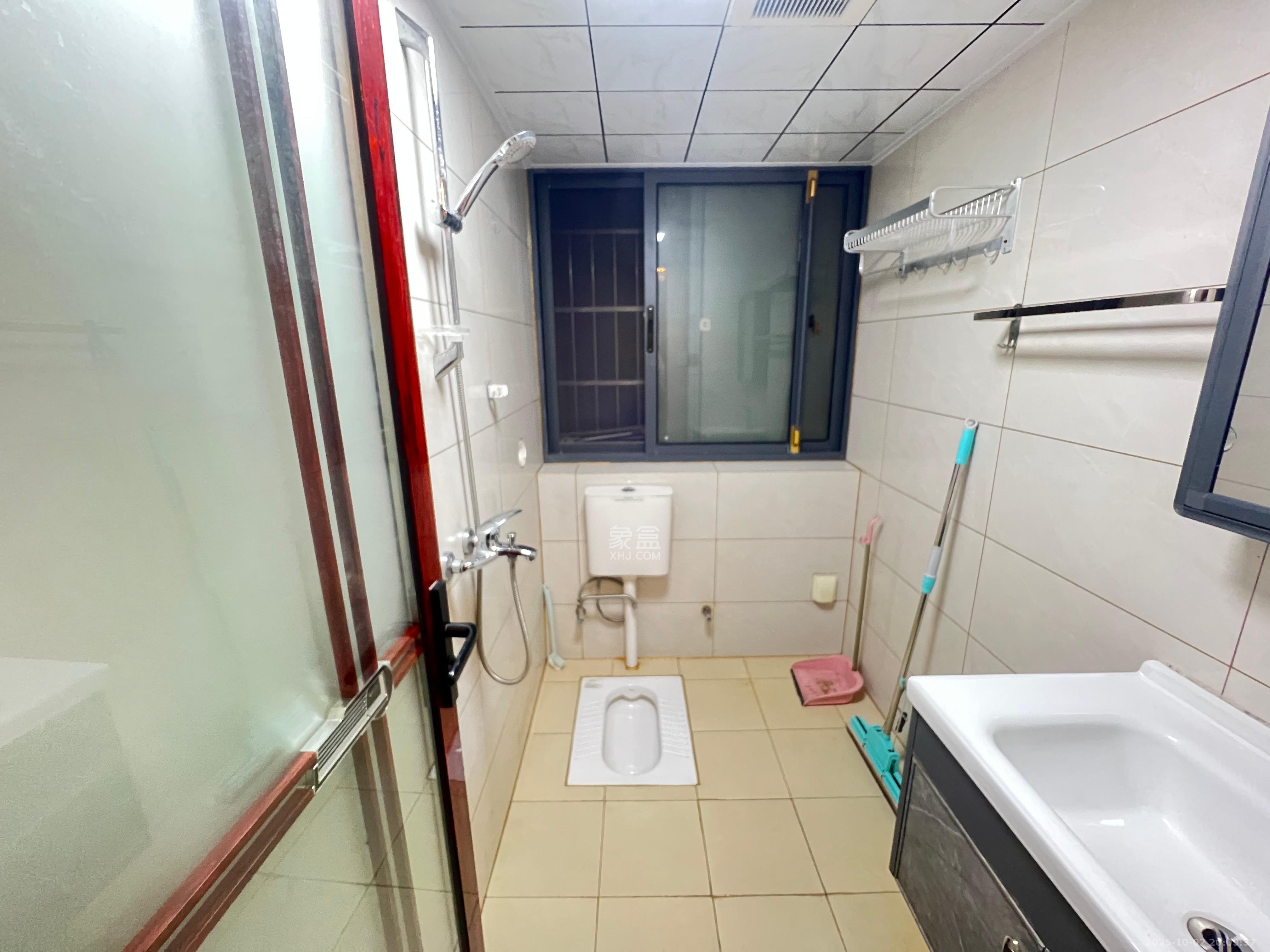 星城新宇川河苑 2室2厅1卫 1700.00元/月 星城新宇川河苑 2室2厅1卫 1700.00元/月室内图