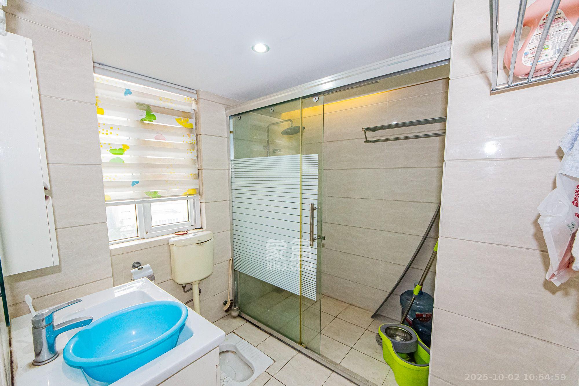 万国城(当代满庭春MOMA)一期 4室2厅1卫 4500.0元/月 万国城(当代满庭春MOMA)一期 4室2厅1卫 4500.0元/月室内图