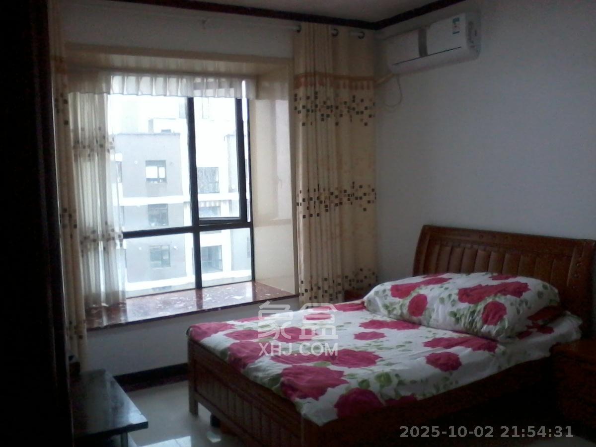 归心苑 1室2厅2卫 1300.0元/月 归心苑 1室2厅2卫 1300.0元/月室内图