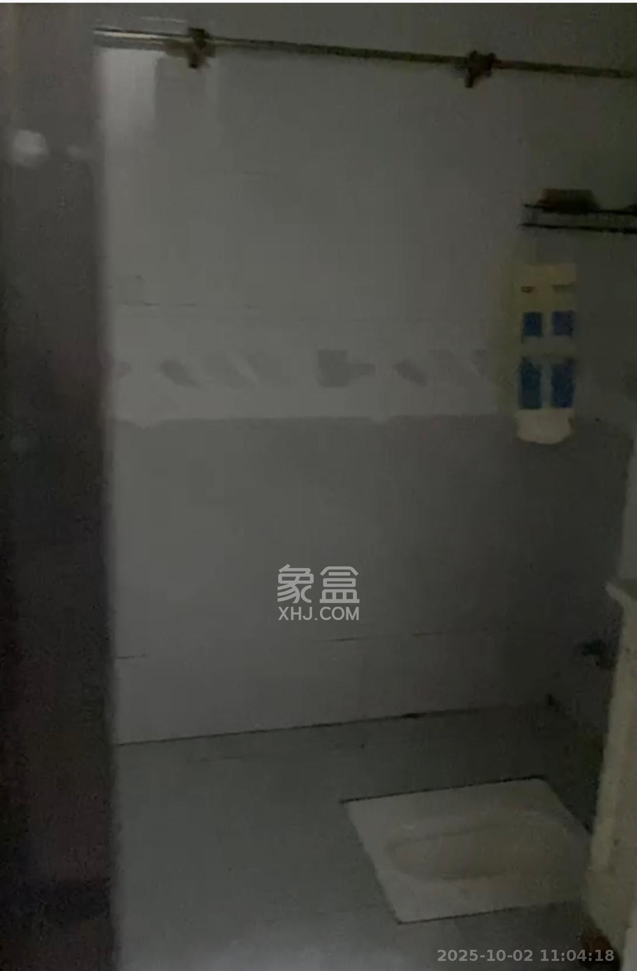 江南华府  1室1厅1卫    1600.0元/月室内图