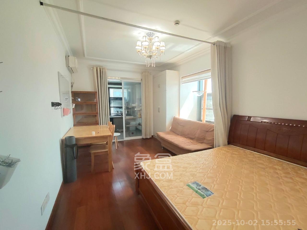 蓝湾国际广场 1室1厅1卫 1800.0元/月 蓝湾国际广场 1室1厅1卫 1800.0元/月室内图