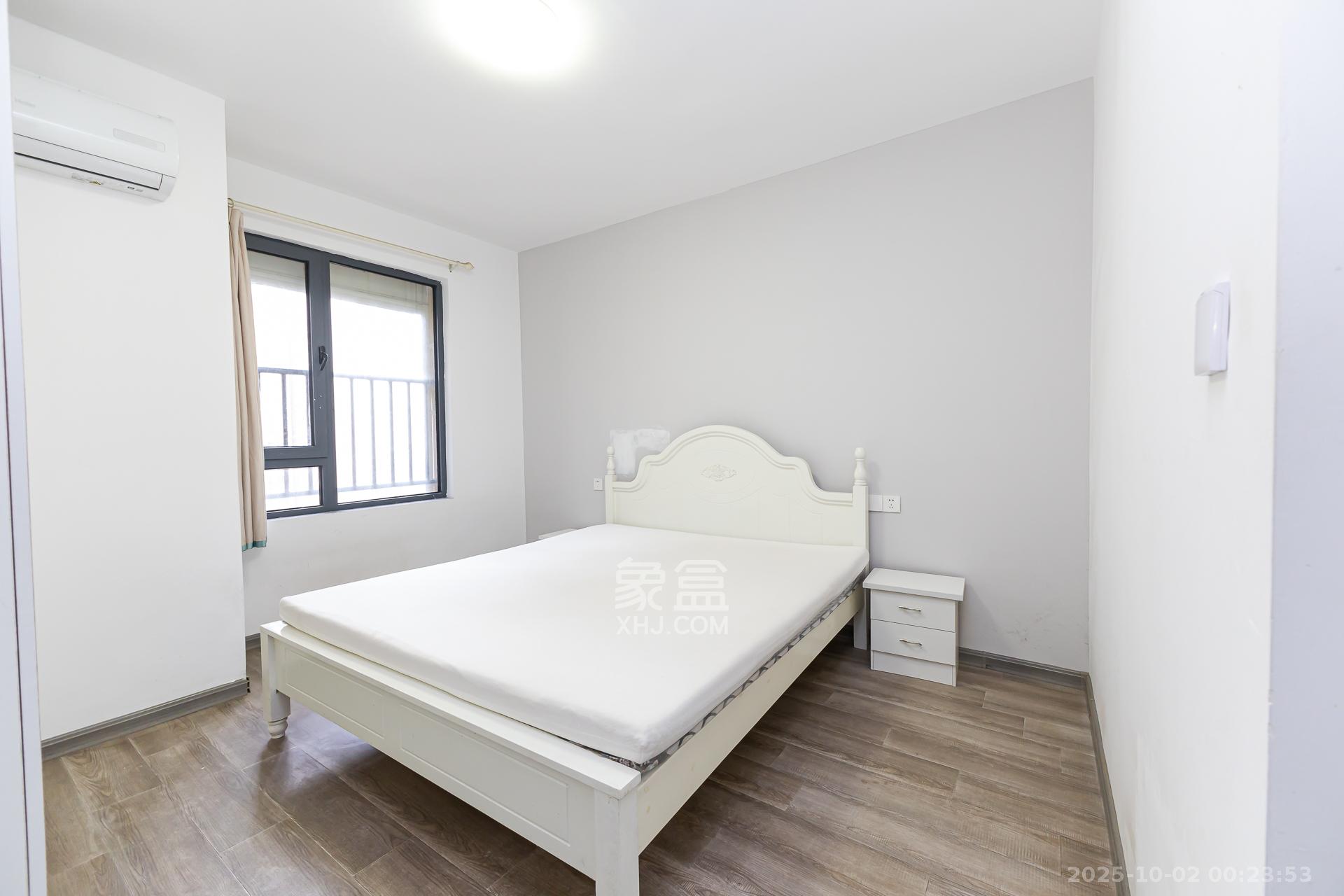 明发阅江悦府  3室2厅1卫    88.0万 明发阅江悦府  3室2厅1卫    88.0万卧室