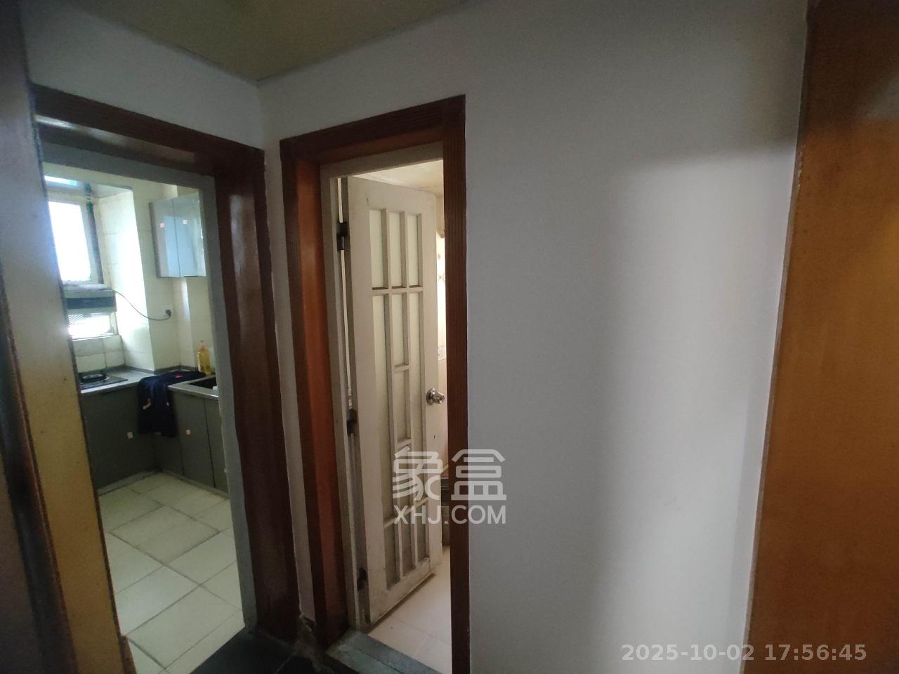 人造板厂宿舍(新河北堤1号) 3室2厅1卫 2500.0元/月 人造板厂宿舍(新河北堤1号) 3室2厅1卫 2500.0元/月室内图