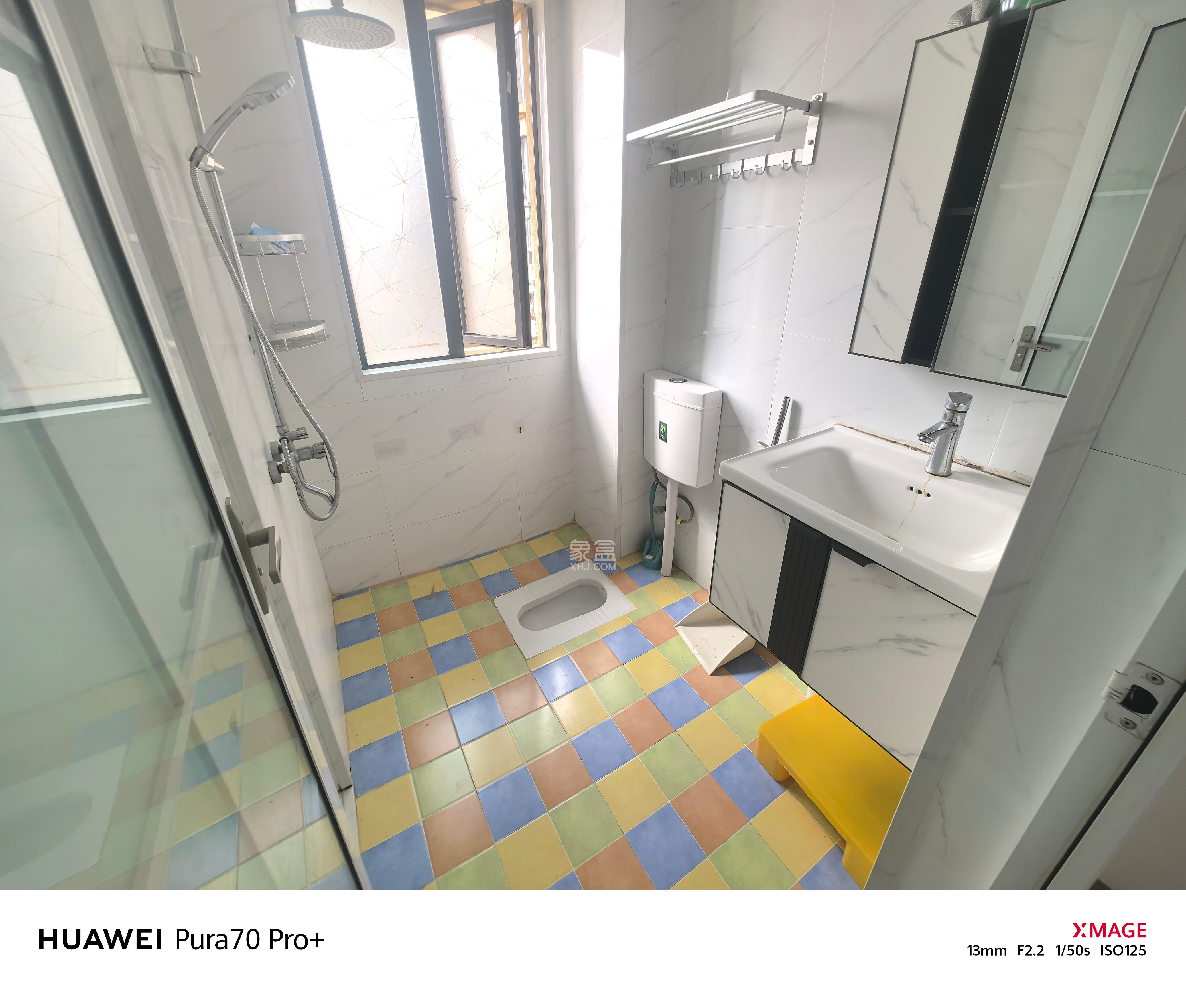 振业城二期  2室1厅1卫    2500.0元/月室内图