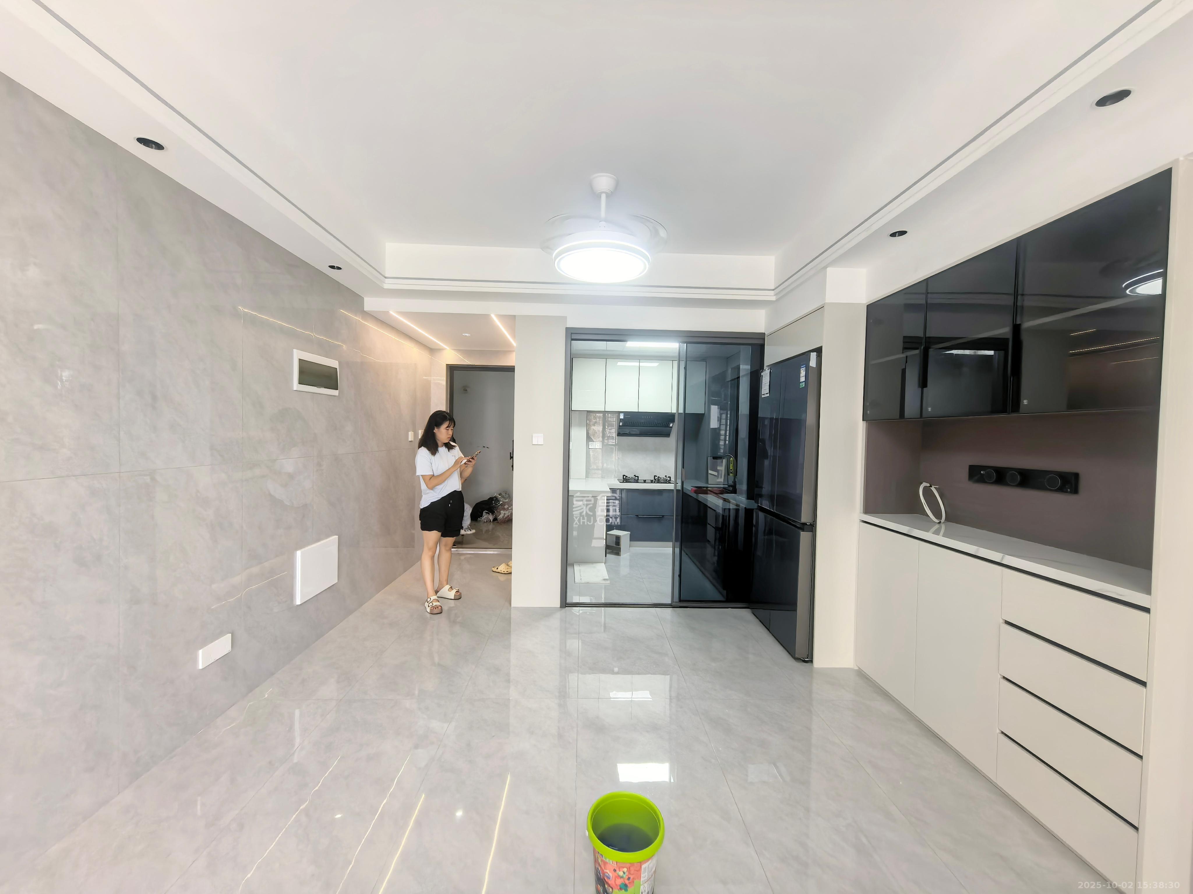 和景家园二期  2室2厅1卫    2100.0元/月室内图