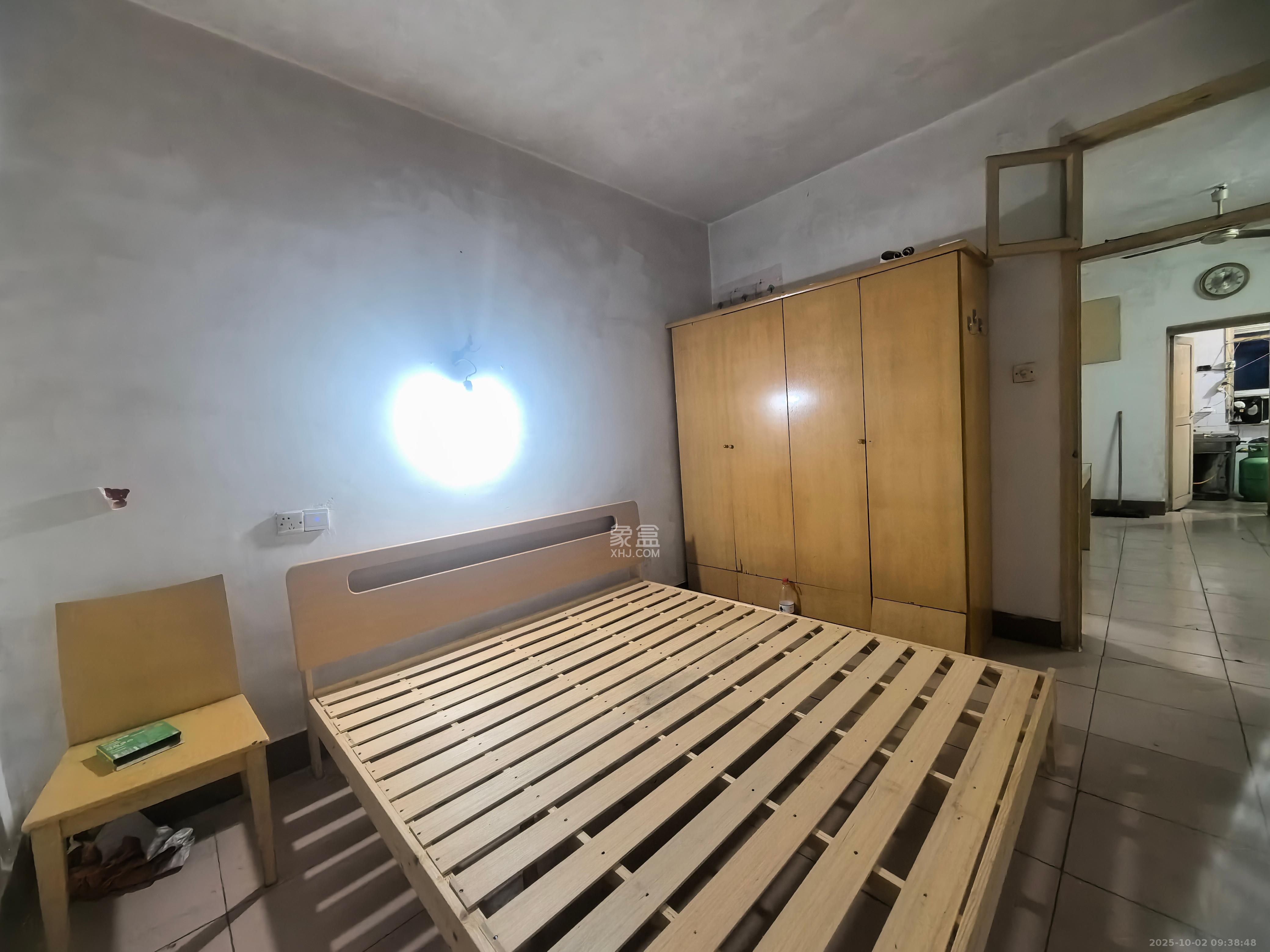 三角塘88号（原长沙市轻化公司宿舍）  2室1厅1卫   1500.00元/月室内图