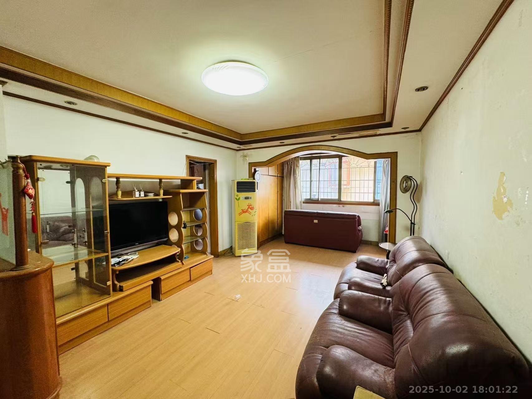 富康小区(富康花园) 2室2厅1卫 1200.0元/月 富康小区(富康花园) 2室2厅1卫 1200.0元/月室内图