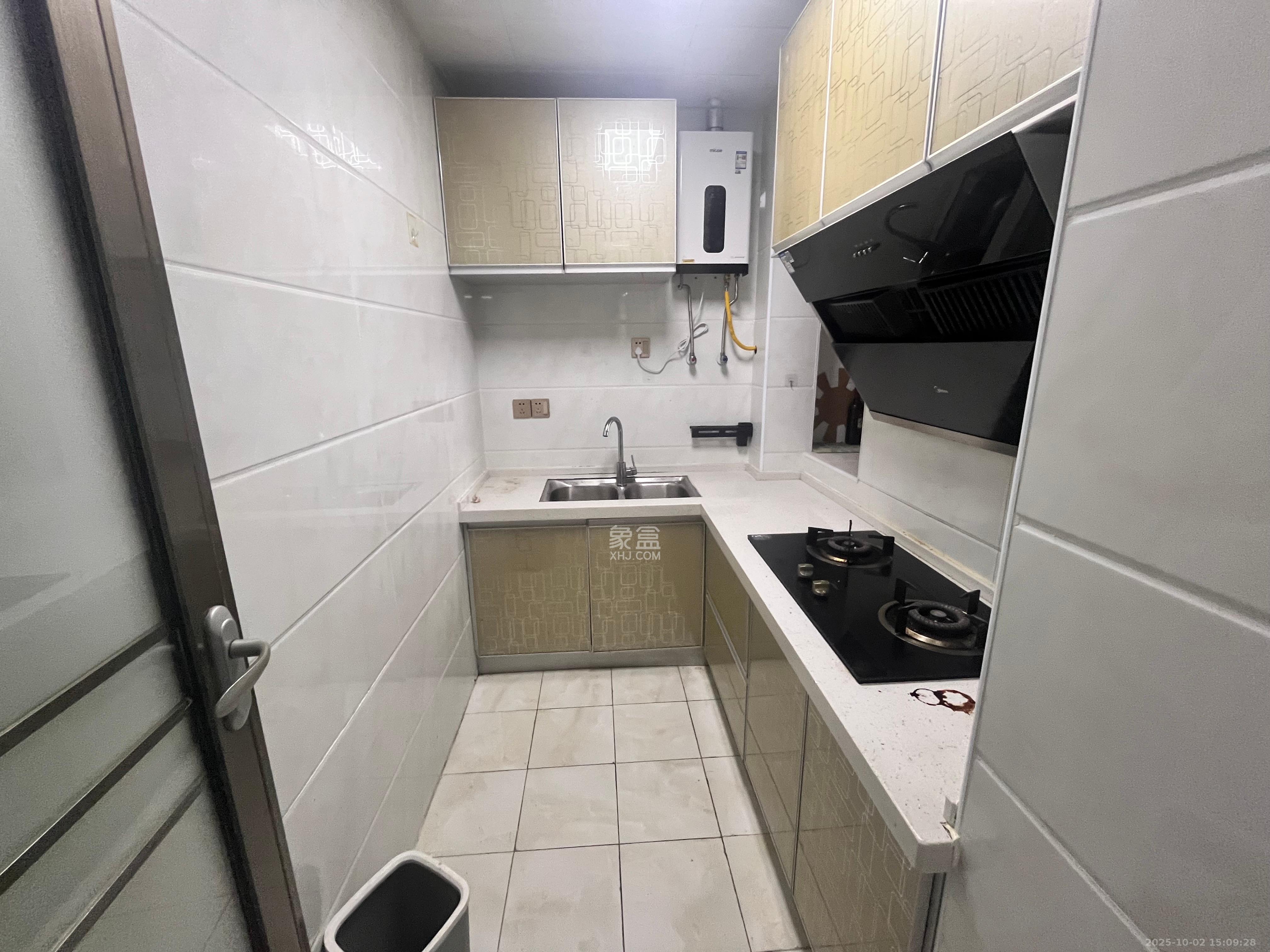 西子湖畔沃府  2室1厅1卫    2100.0元/月室内图