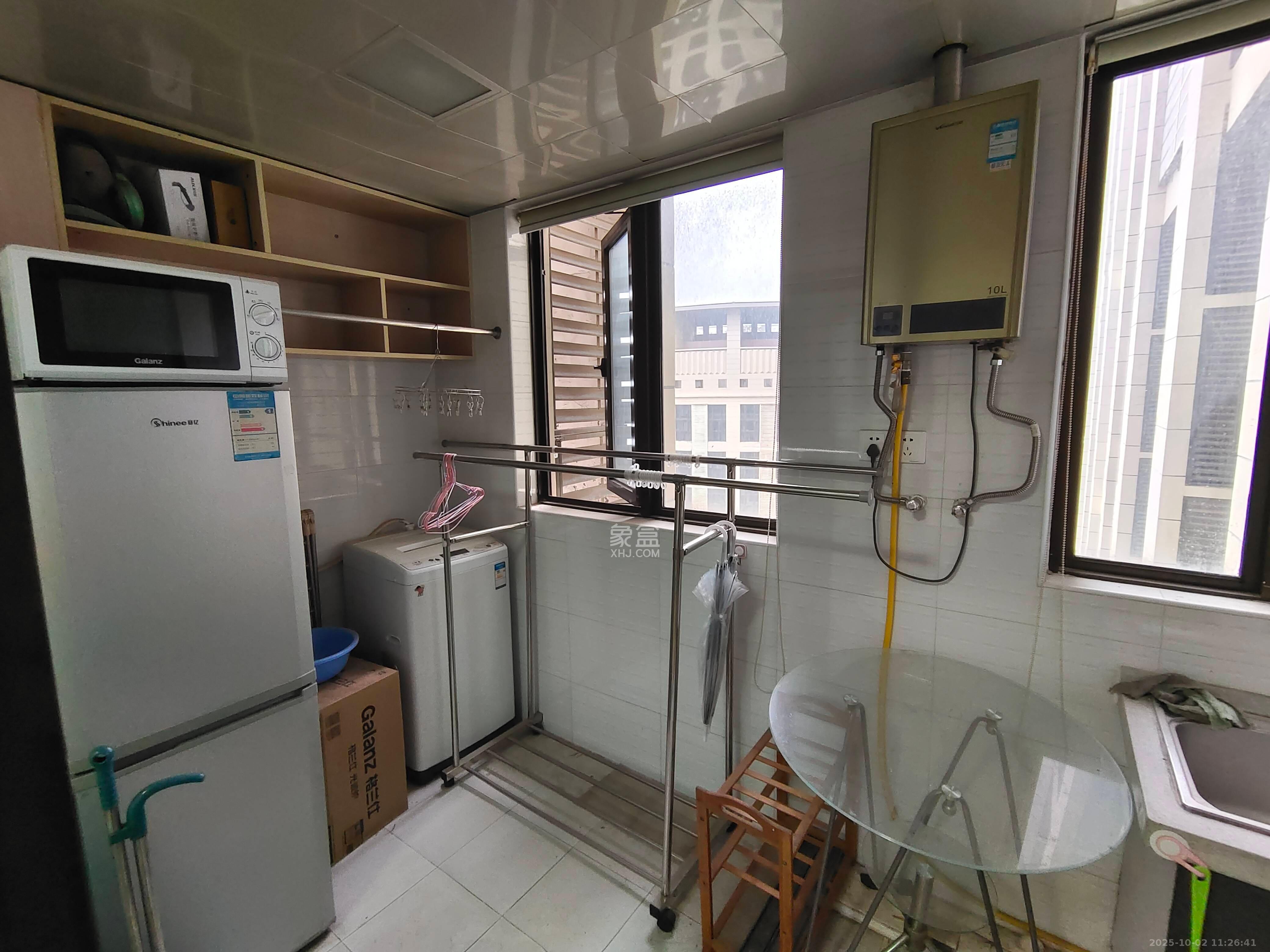 铂宫 1室1厅1卫 1800.0元/月 铂宫 1室1厅1卫 1800.0元/月室内图