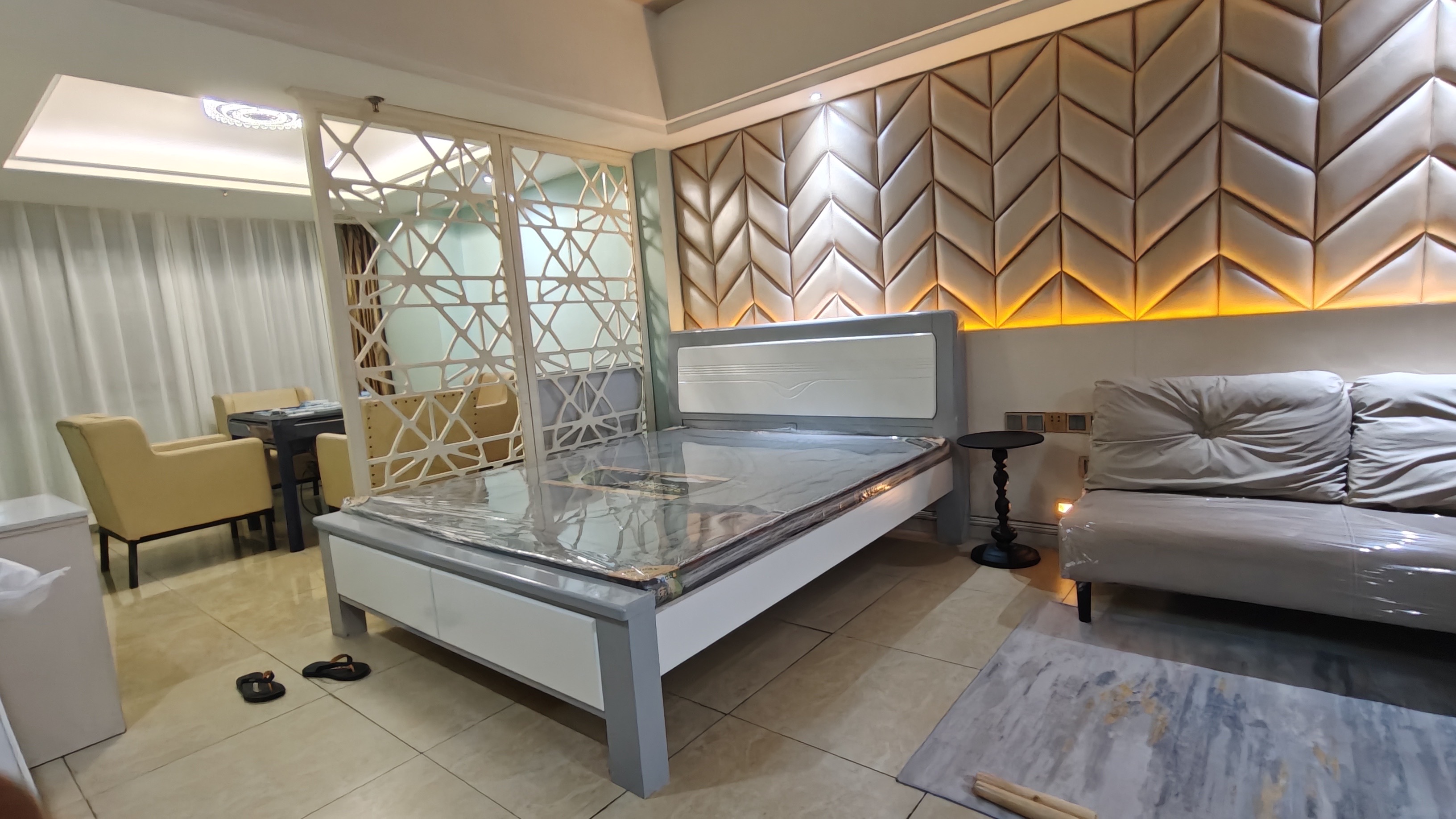 财智公馆大厦(瑞士国际酒店) 1室1厅1卫 1200.0元/月 财智公馆大厦(瑞士国际酒店) 1室1厅1卫 1200.0元/月室内图