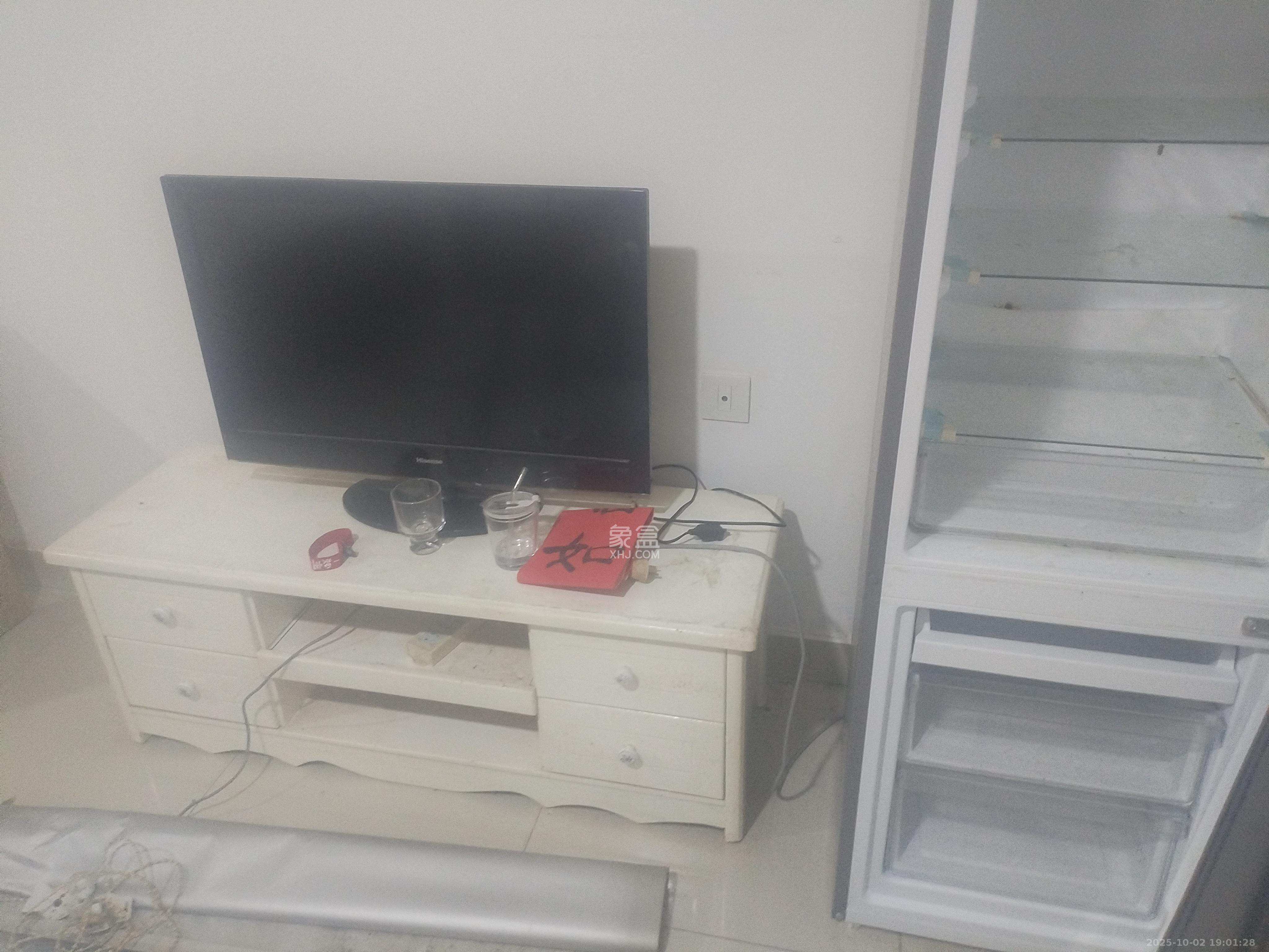 巧克力空间（建鸿达现代大厦）  1室1厅1卫   1500.00元/月室内图