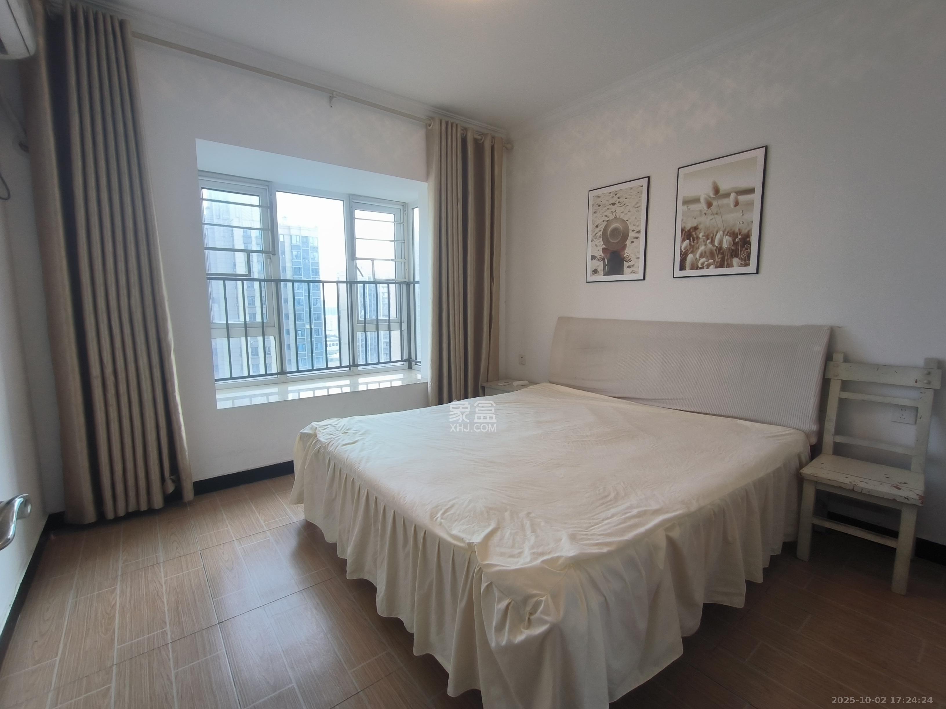 荣盛花语城  1室0厅0卫    1600.0元/月 荣盛花语城  1室0厅0卫    1600.0元/月