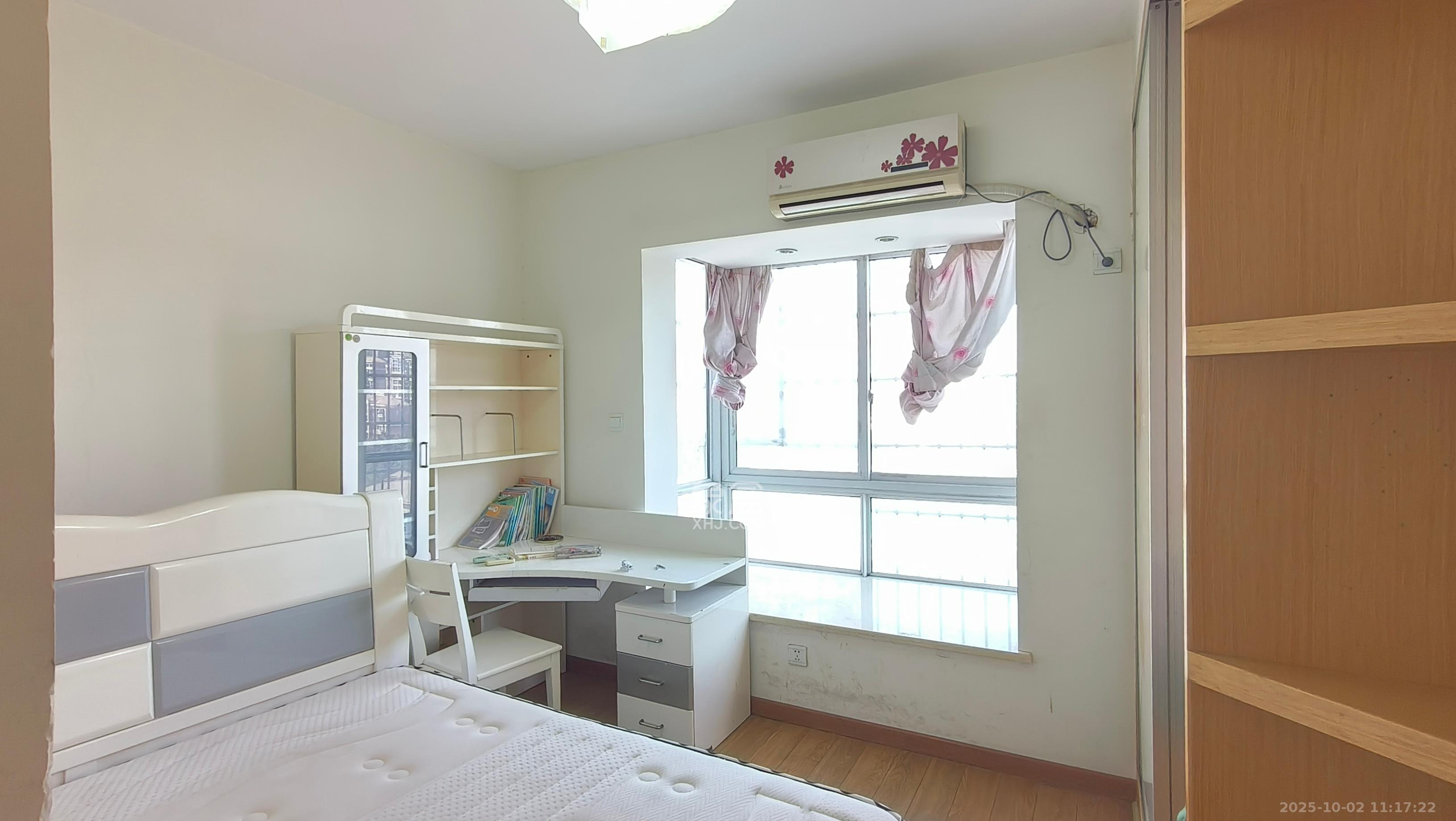 星沙教师公寓  3室2厅2卫   1900.00元/月室内图