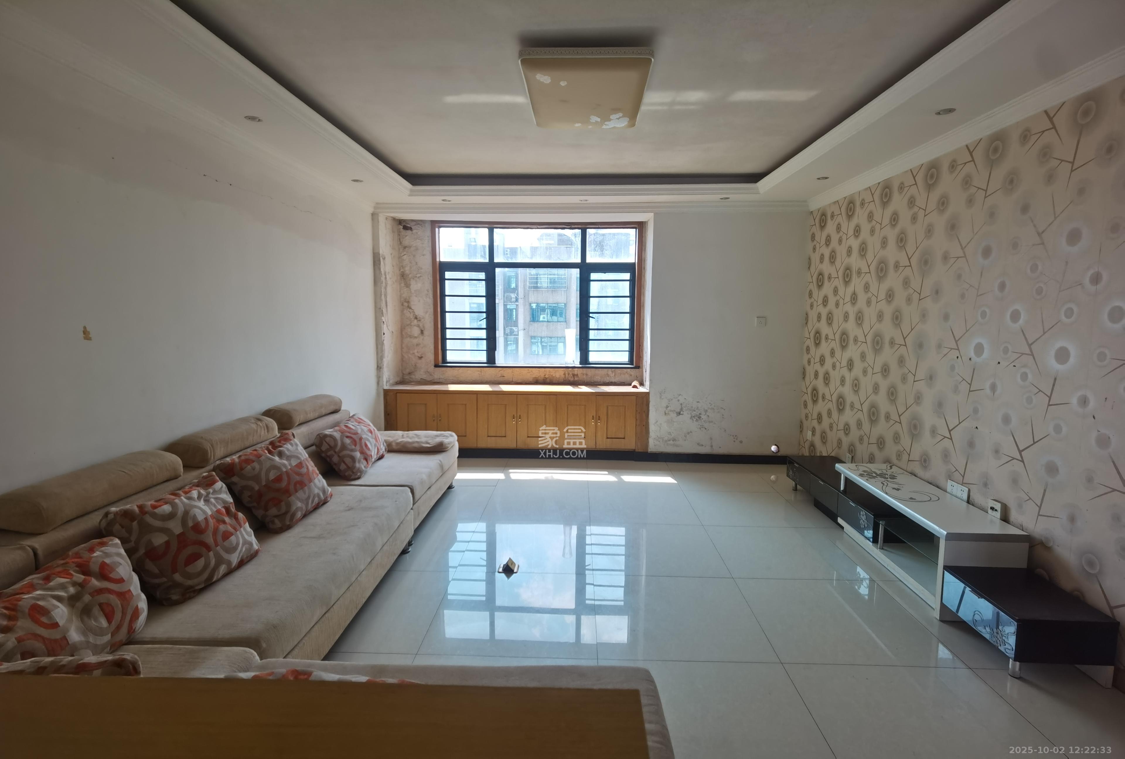 山水熙园 1室2厅2卫 2500.0元/月 山水熙园 1室2厅2卫 2500.0元/月室内图