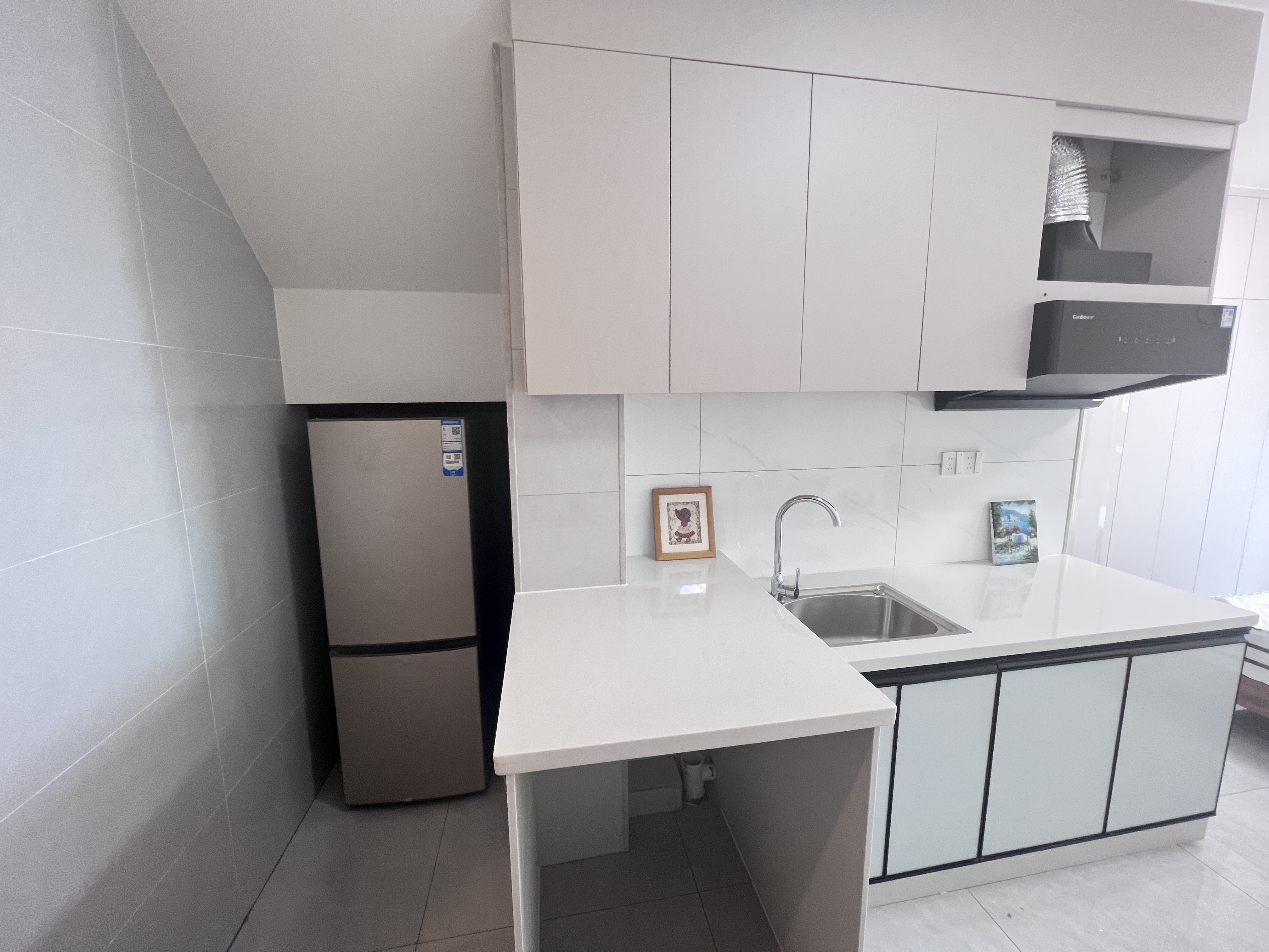 龙湖光年 2室2厅2卫 3500.0元/月 龙湖光年 2室2厅2卫 3500.0元/月室内图