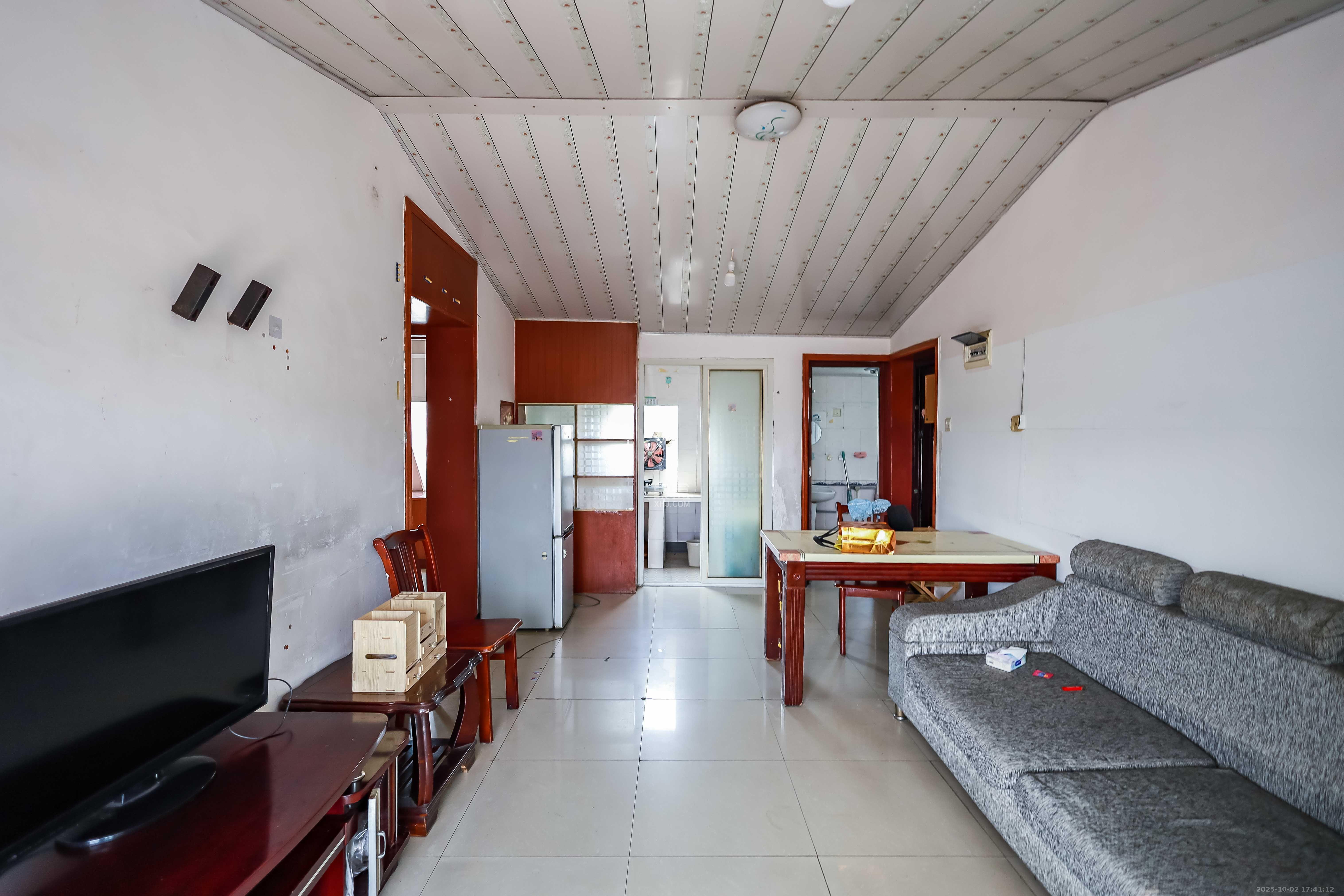 水木兰庭  2室1厅1卫    1600.0元/月室内图