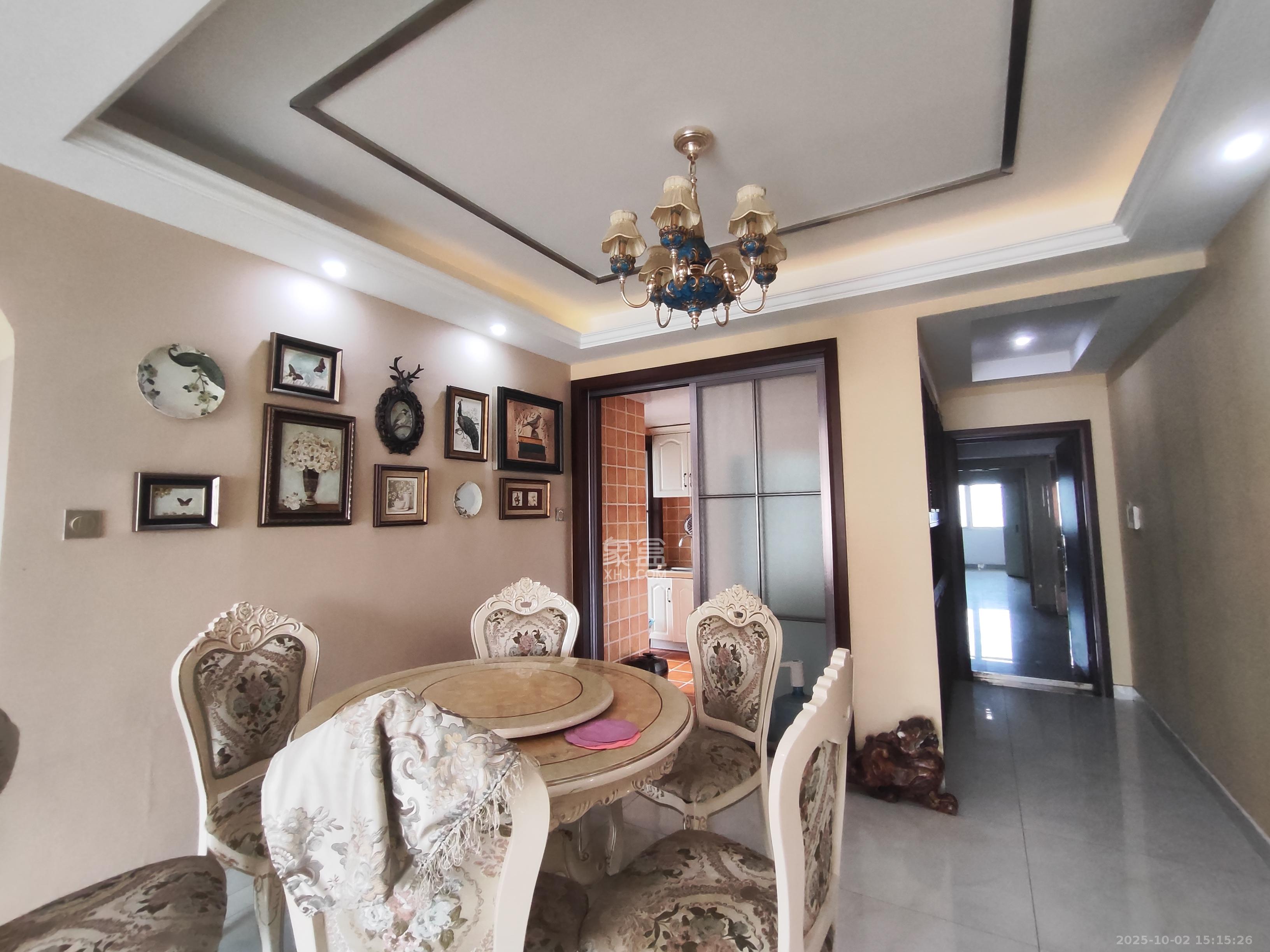 北辰三角洲E3区 3室2厅2卫 3700.0元/月 北辰三角洲E3区 3室2厅2卫 3700.0元/月室内图