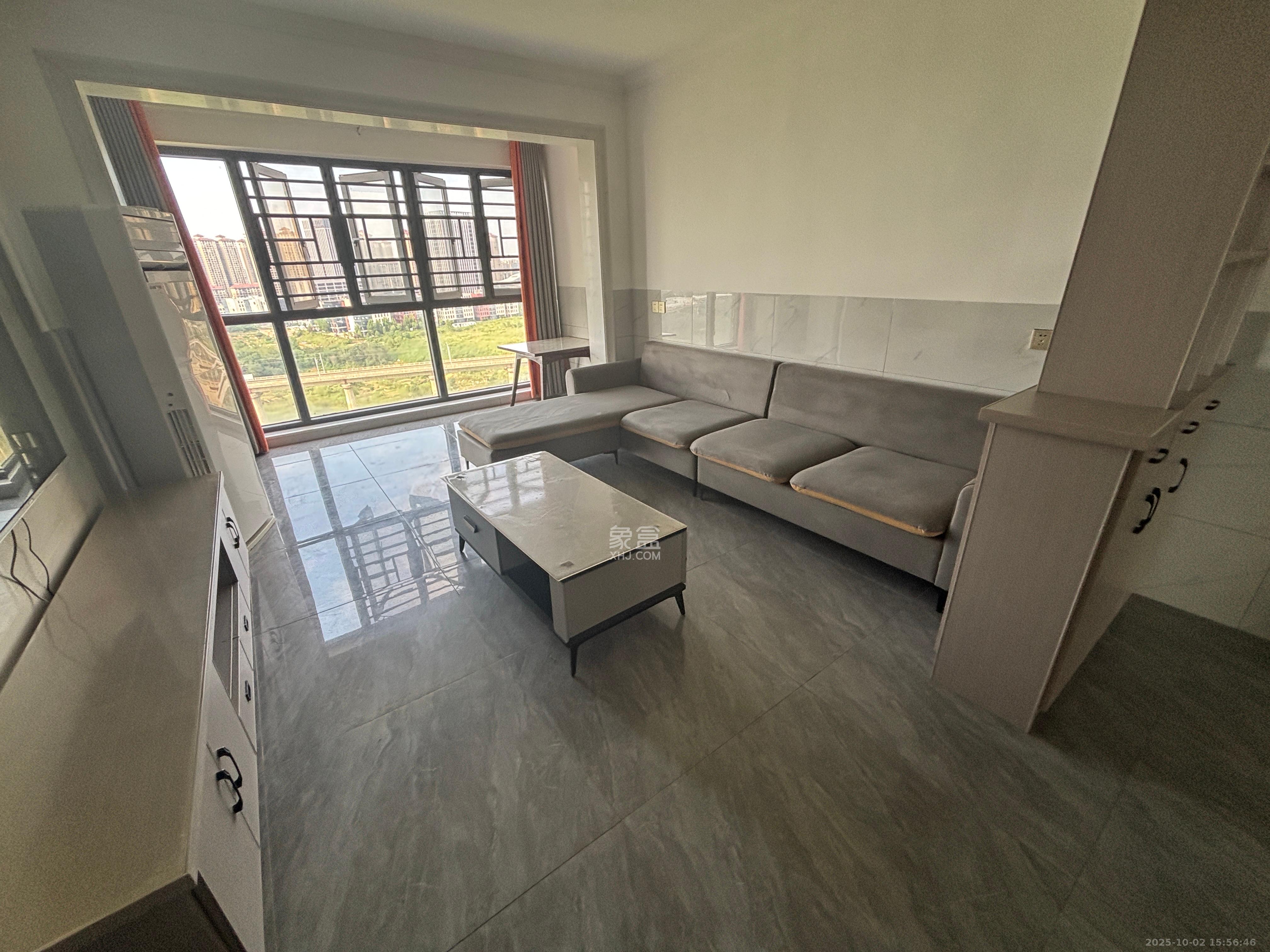 金南家园三期 3室2厅1卫 2500.0元/月 金南家园三期 3室2厅1卫 2500.0元/月室内图