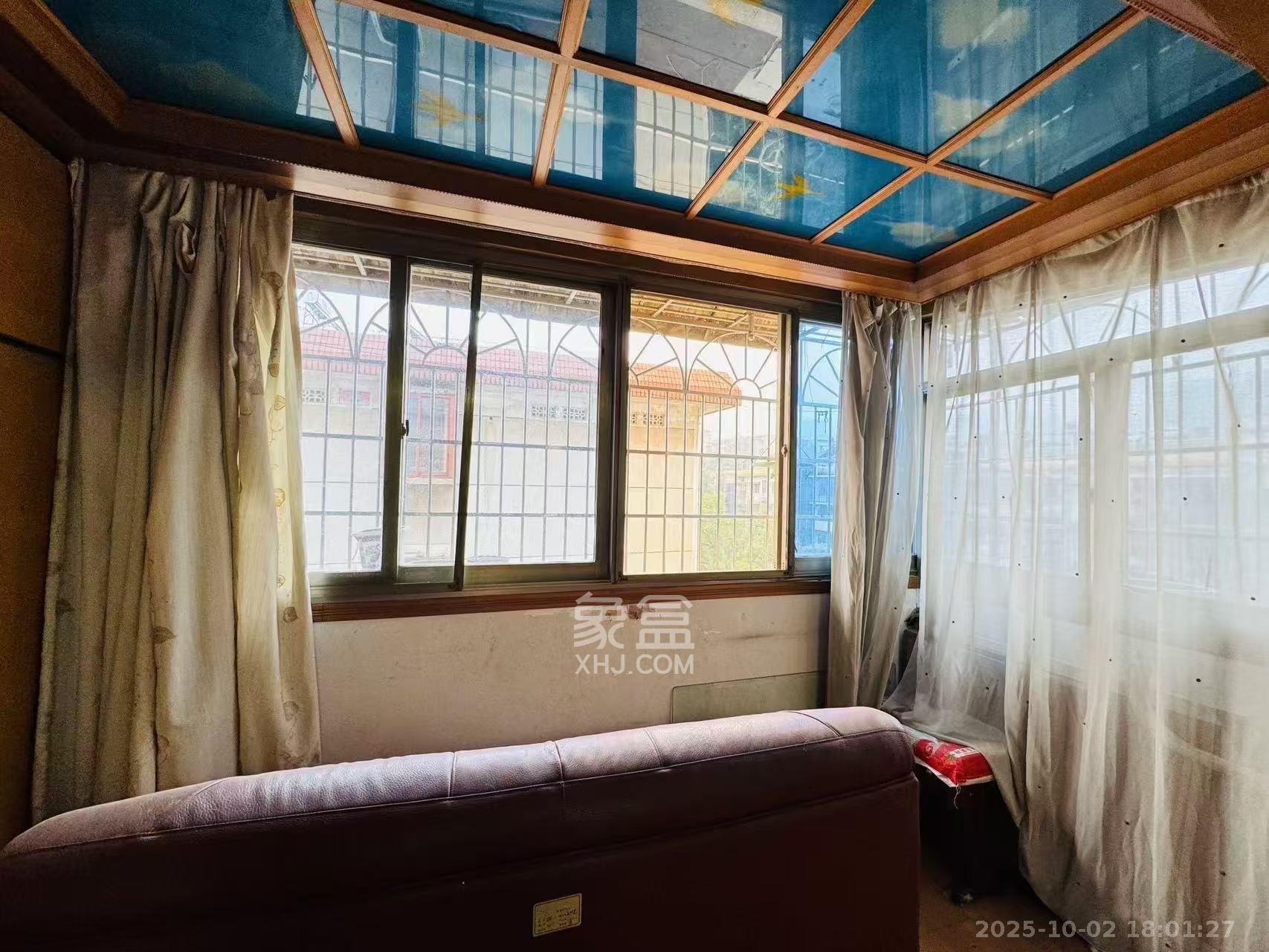 富康小区（富康花园）  2室2厅1卫    1200.0元/月室内图