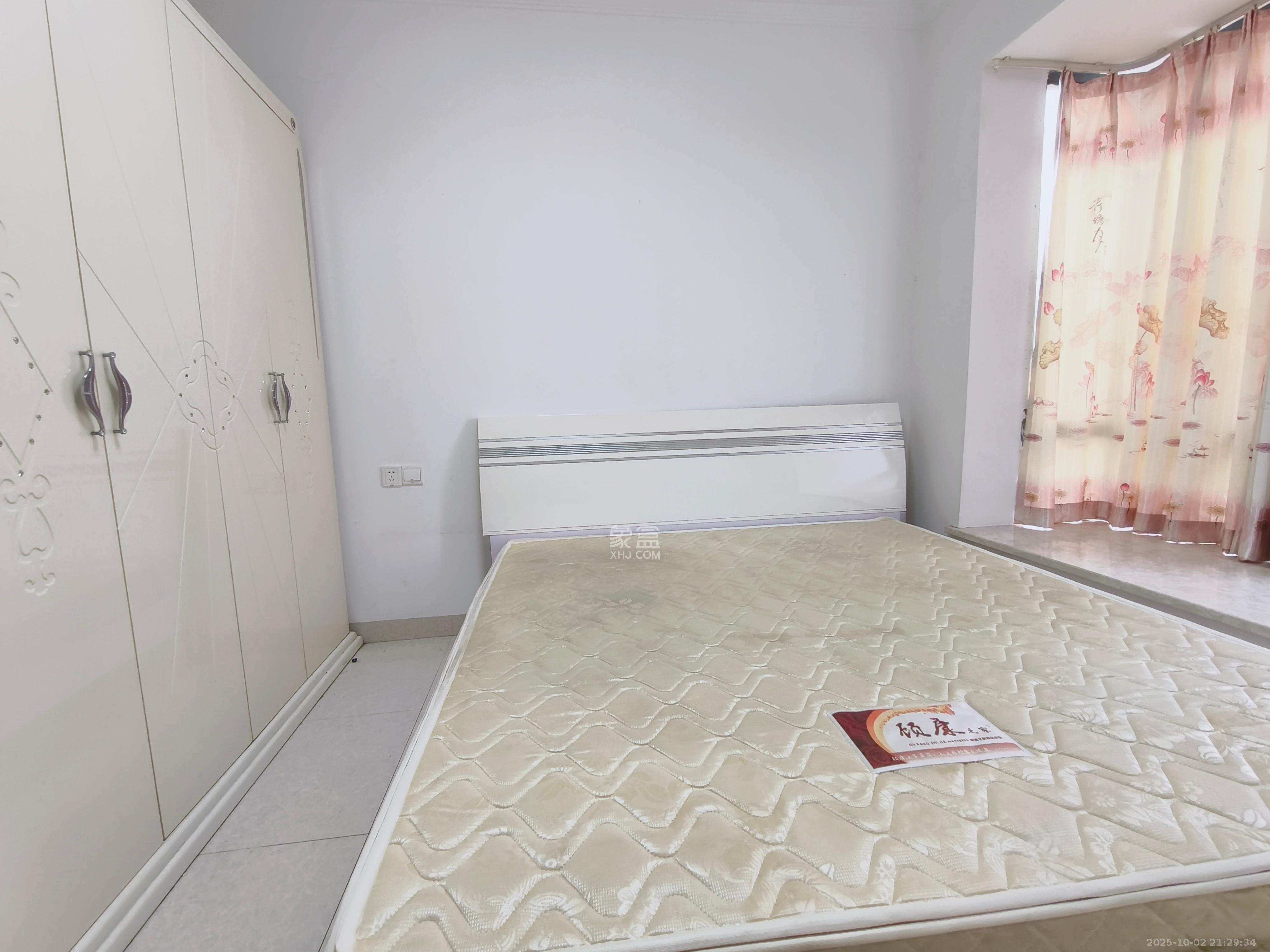 中欣楚天雅郡 3室2厅1卫 1700.0元/月 中欣楚天雅郡 3室2厅1卫 1700.0元/月室内图