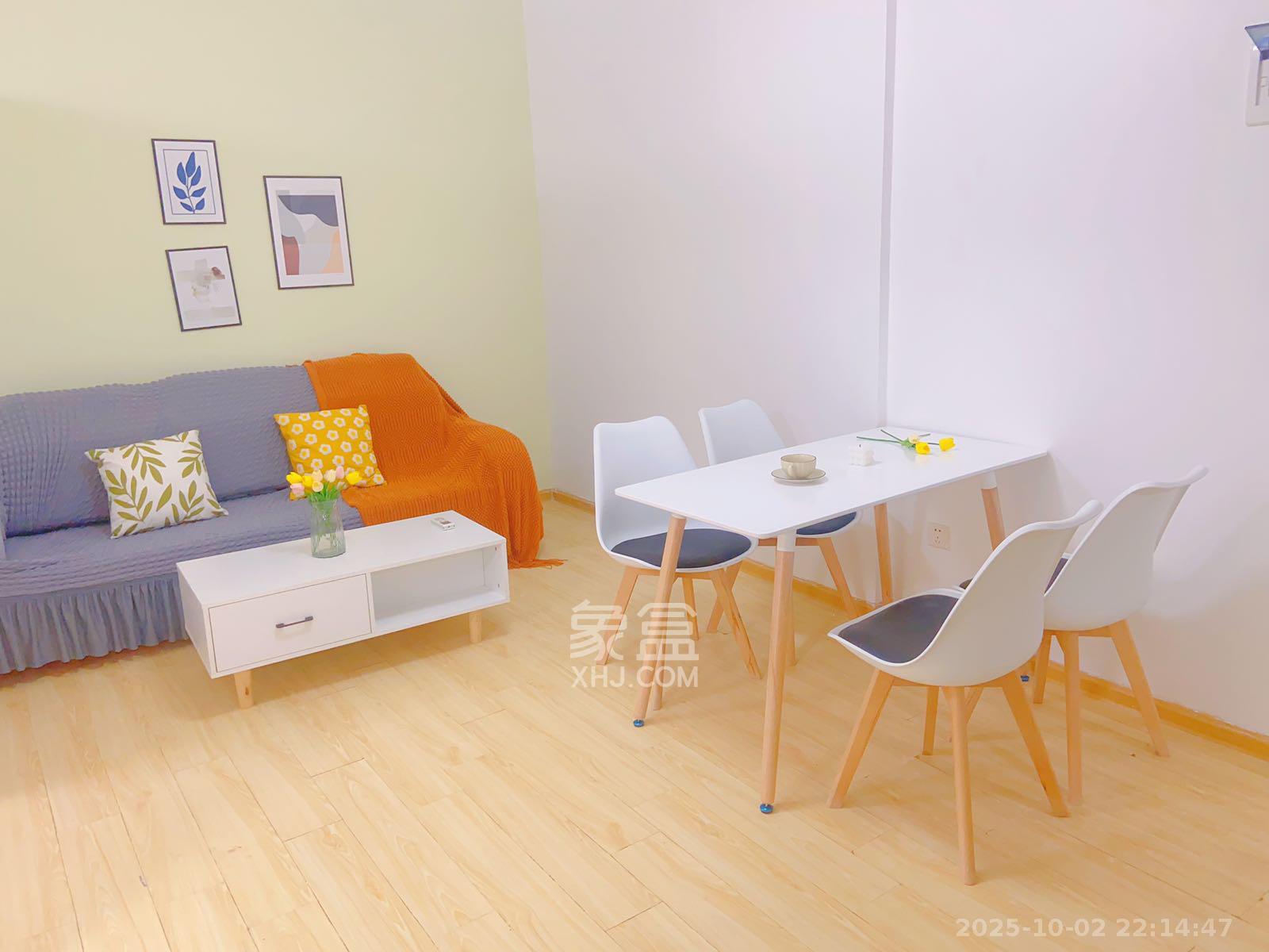 摩天一号  1室1厅1卫    2300.0元/月室内图