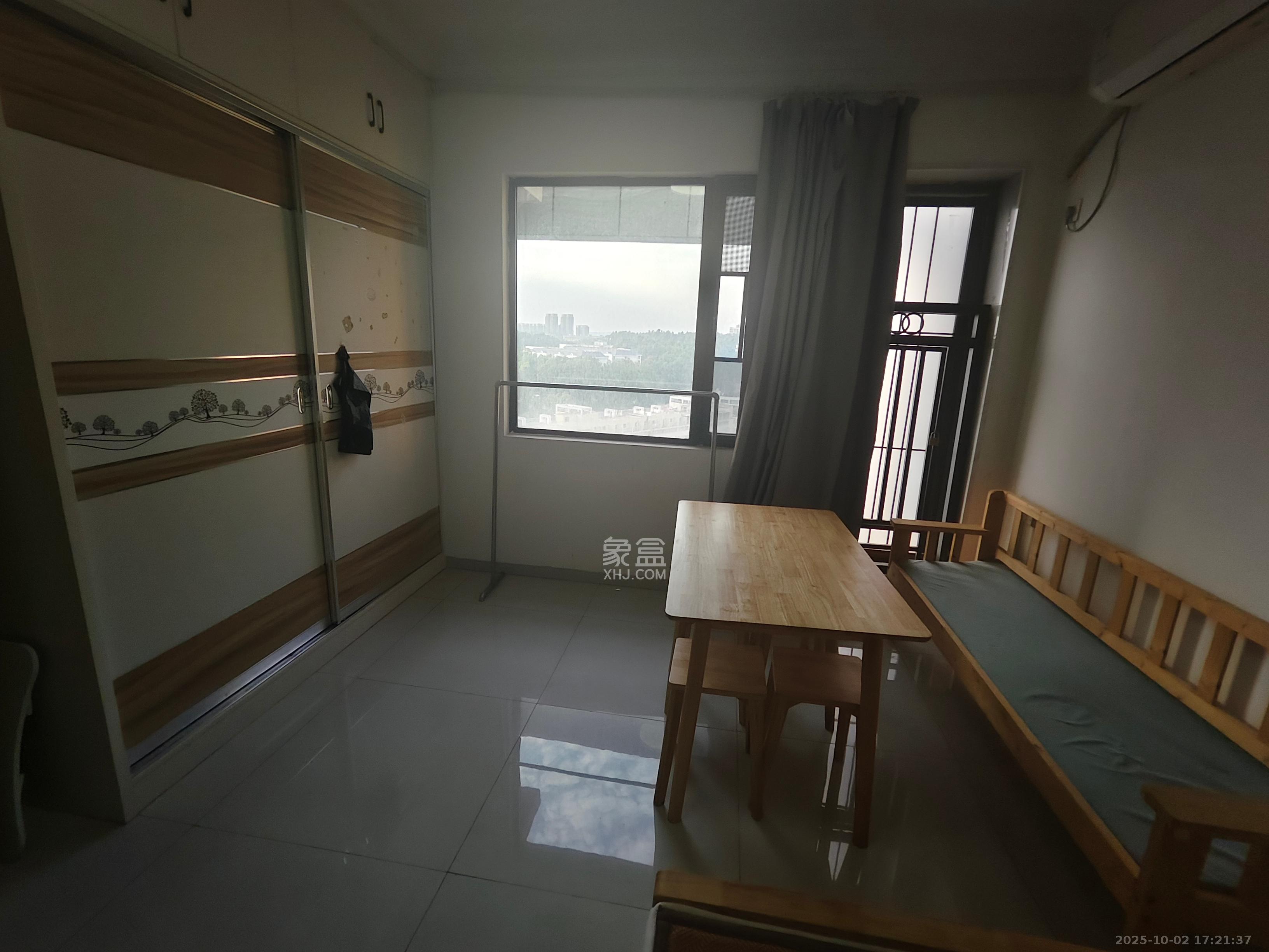 青年才郡(盈安大厦) 1室1厅1卫 1600.0元/月 青年才郡(盈安大厦) 1室1厅1卫 1600.0元/月室内图